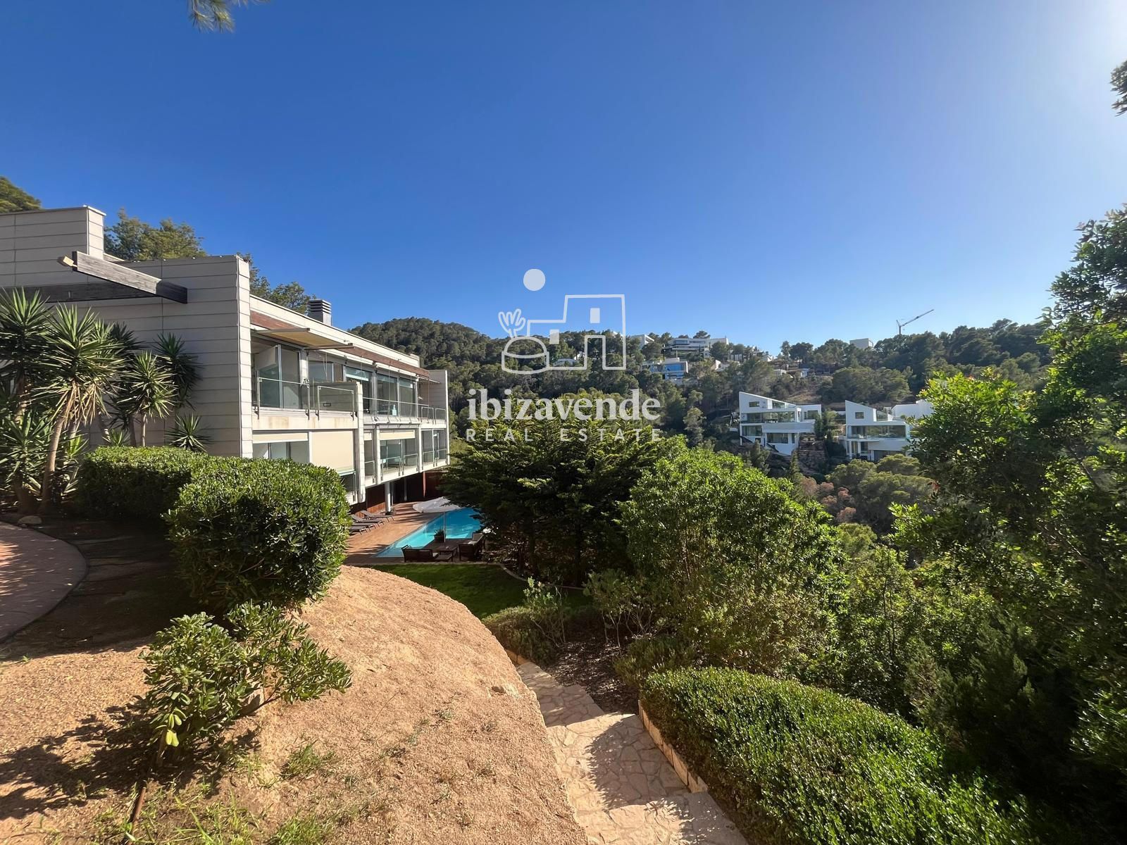 Mobilia Property Image