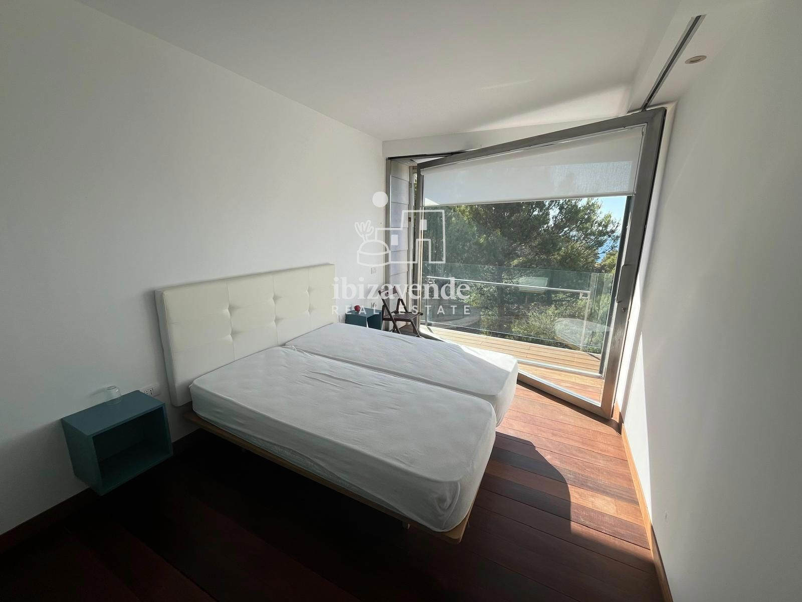 Mobilia Property Image