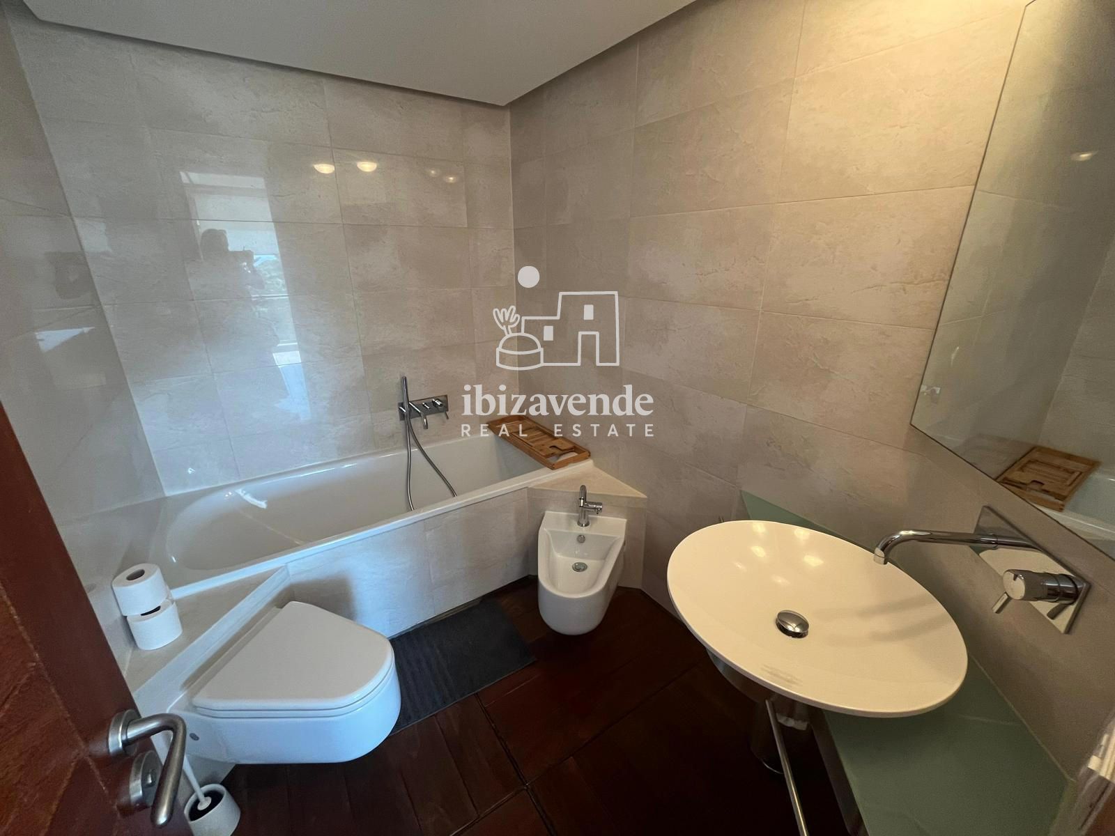 Mobilia Property Image