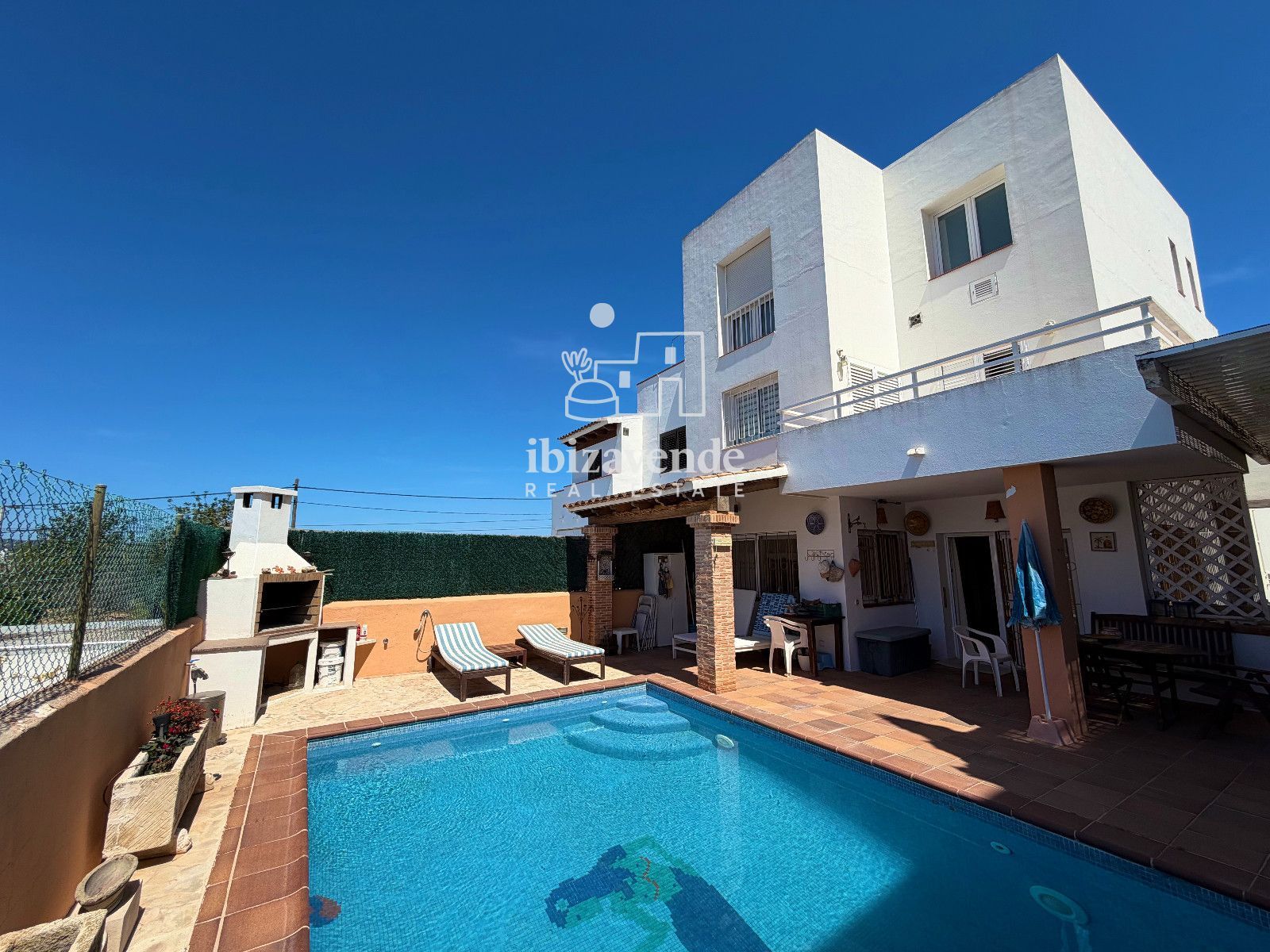 Mobilia Property Image