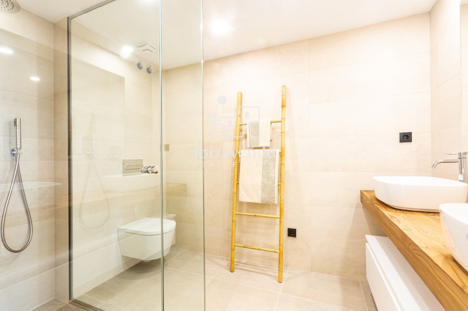 Mobilia Immobilien Bild