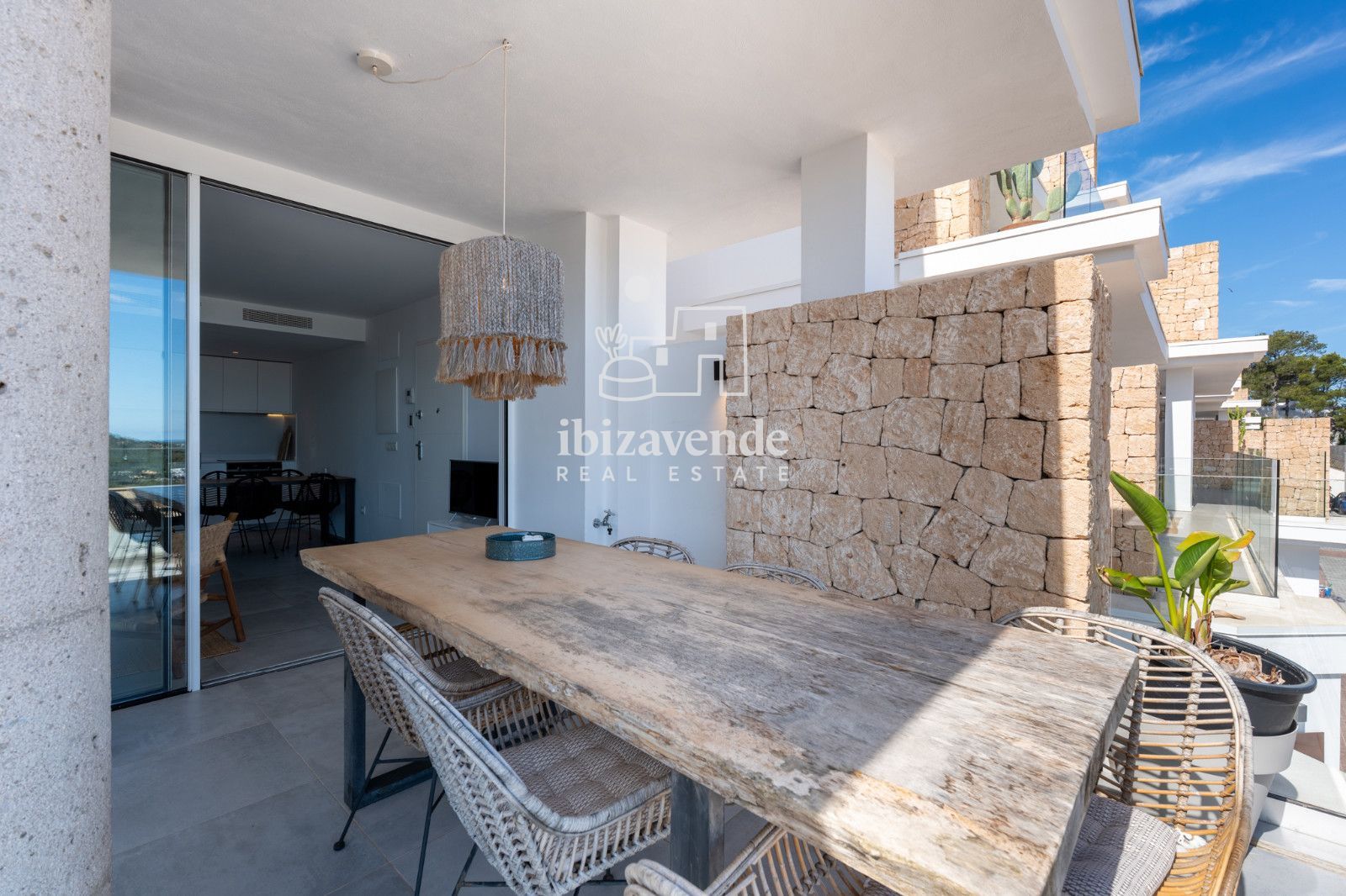 Mobilia Property Image