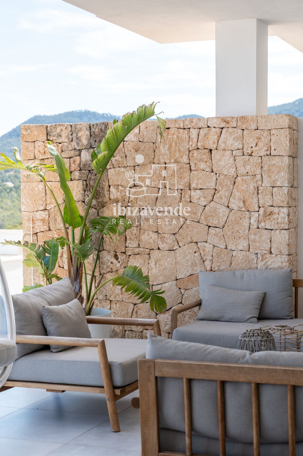 Mobilia Property Image