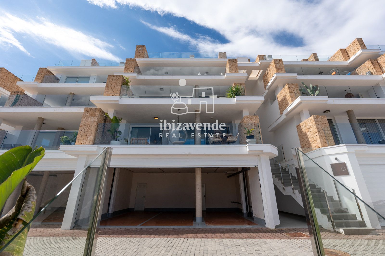 Mobilia Property Image