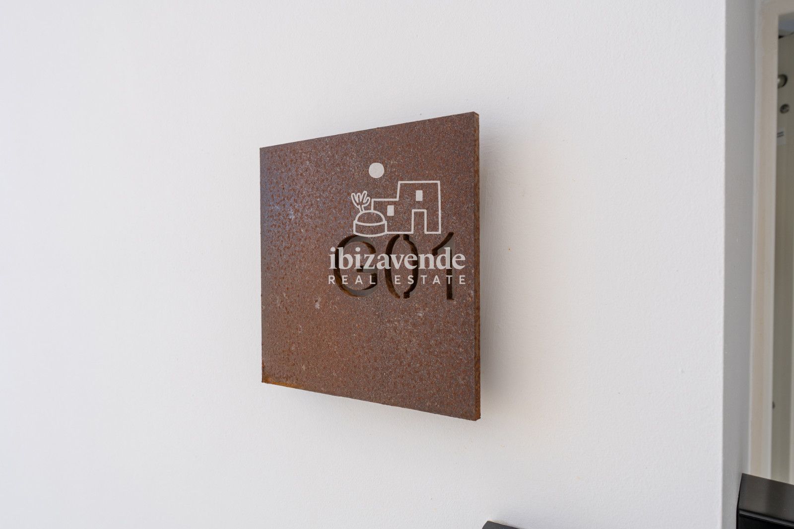 Mobilia Property Image