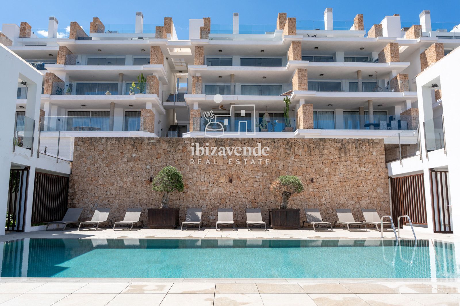 Mobilia Property Image