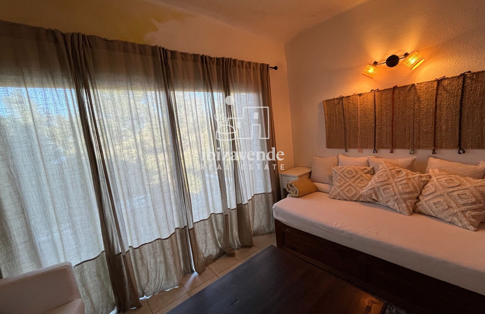 Mobilia Property Image