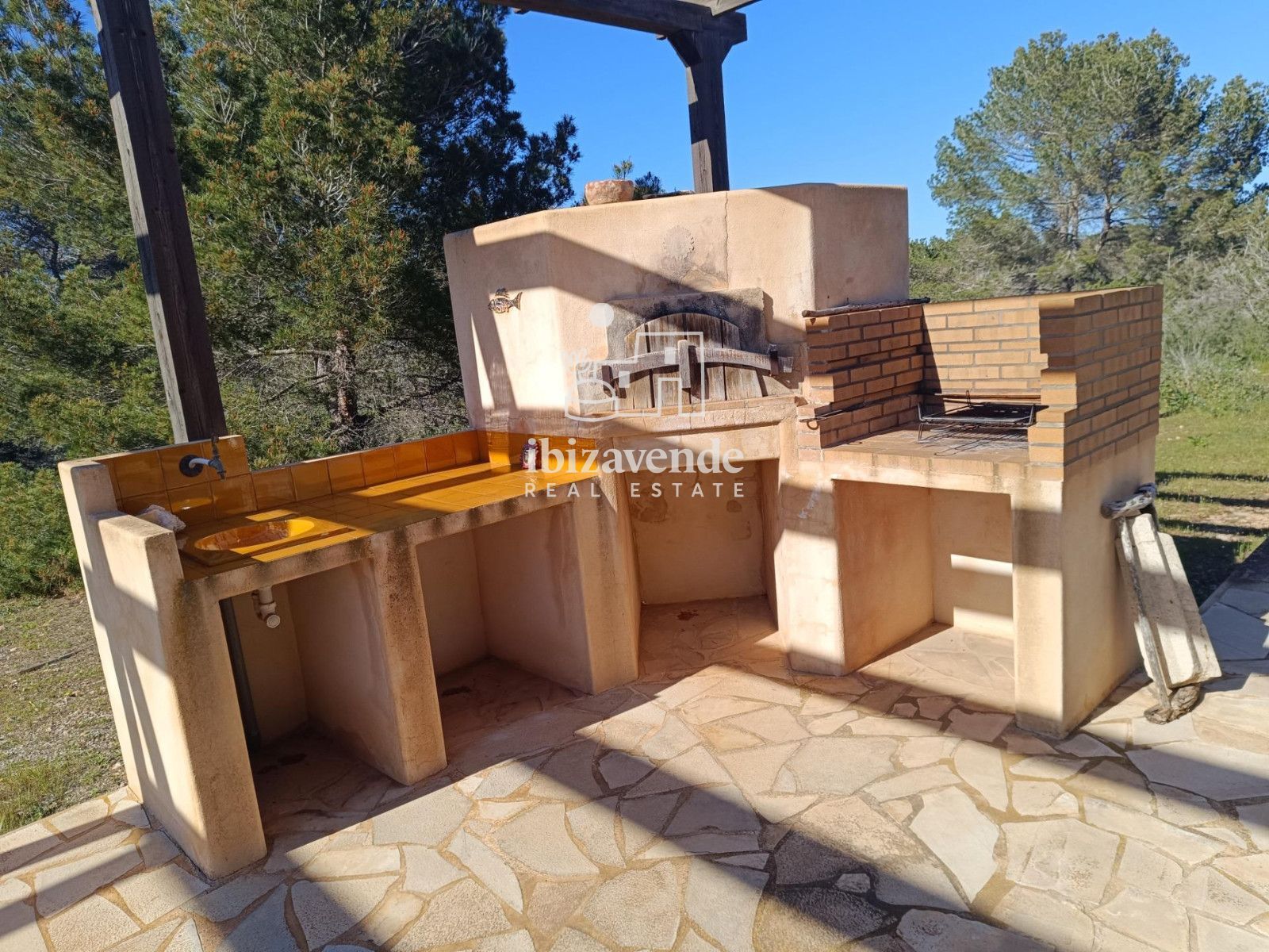Mobilia Property Image
