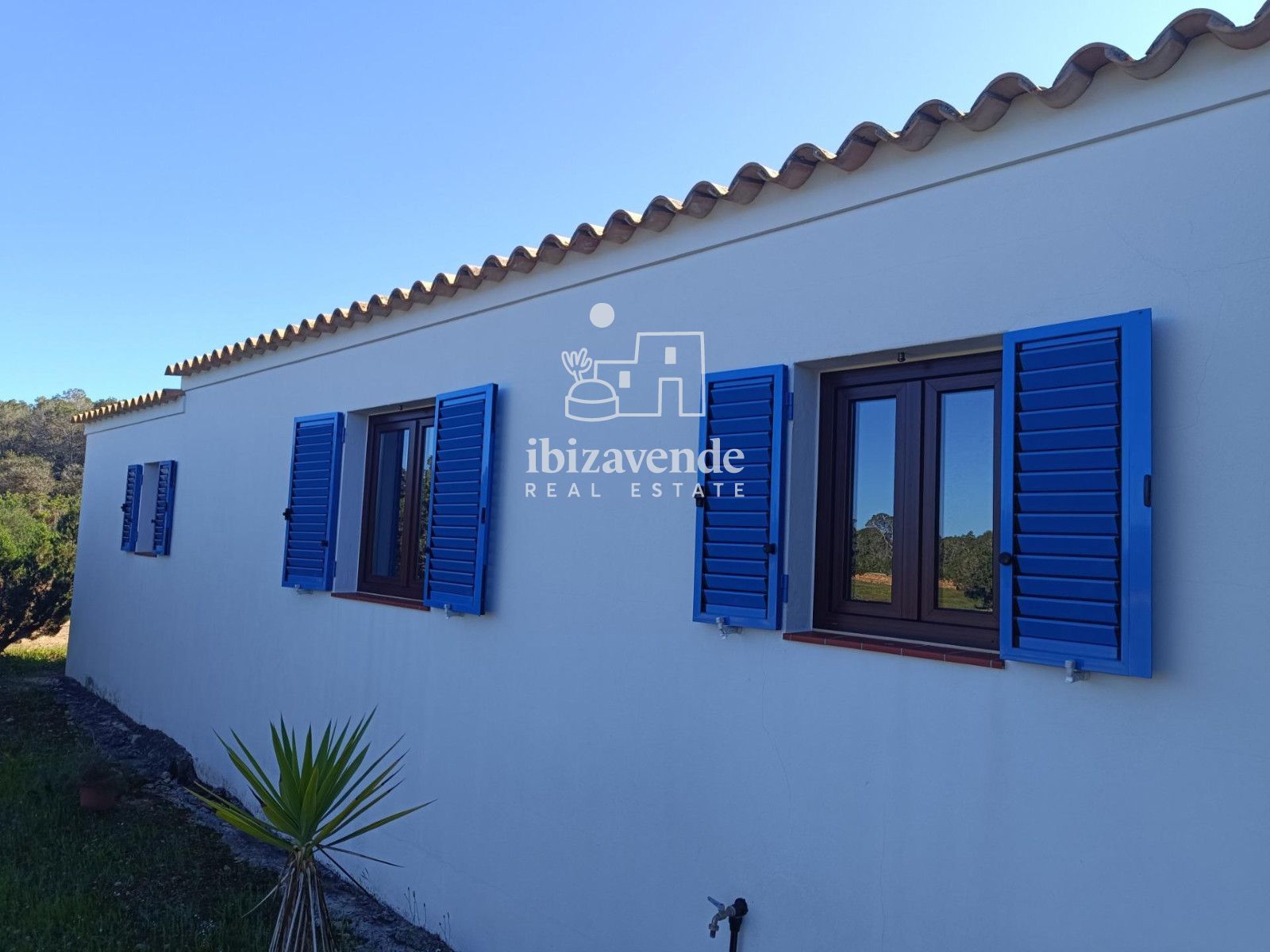 Mobilia Property Image