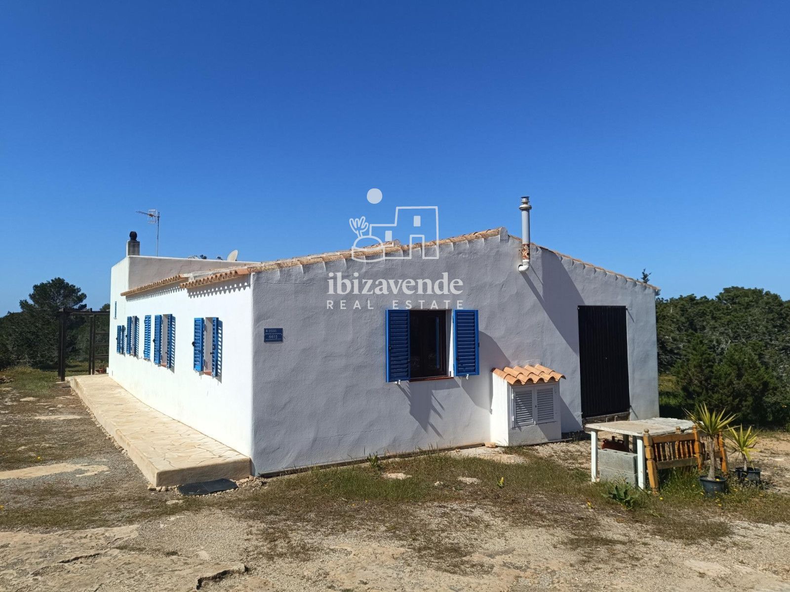 Mobilia Property Image