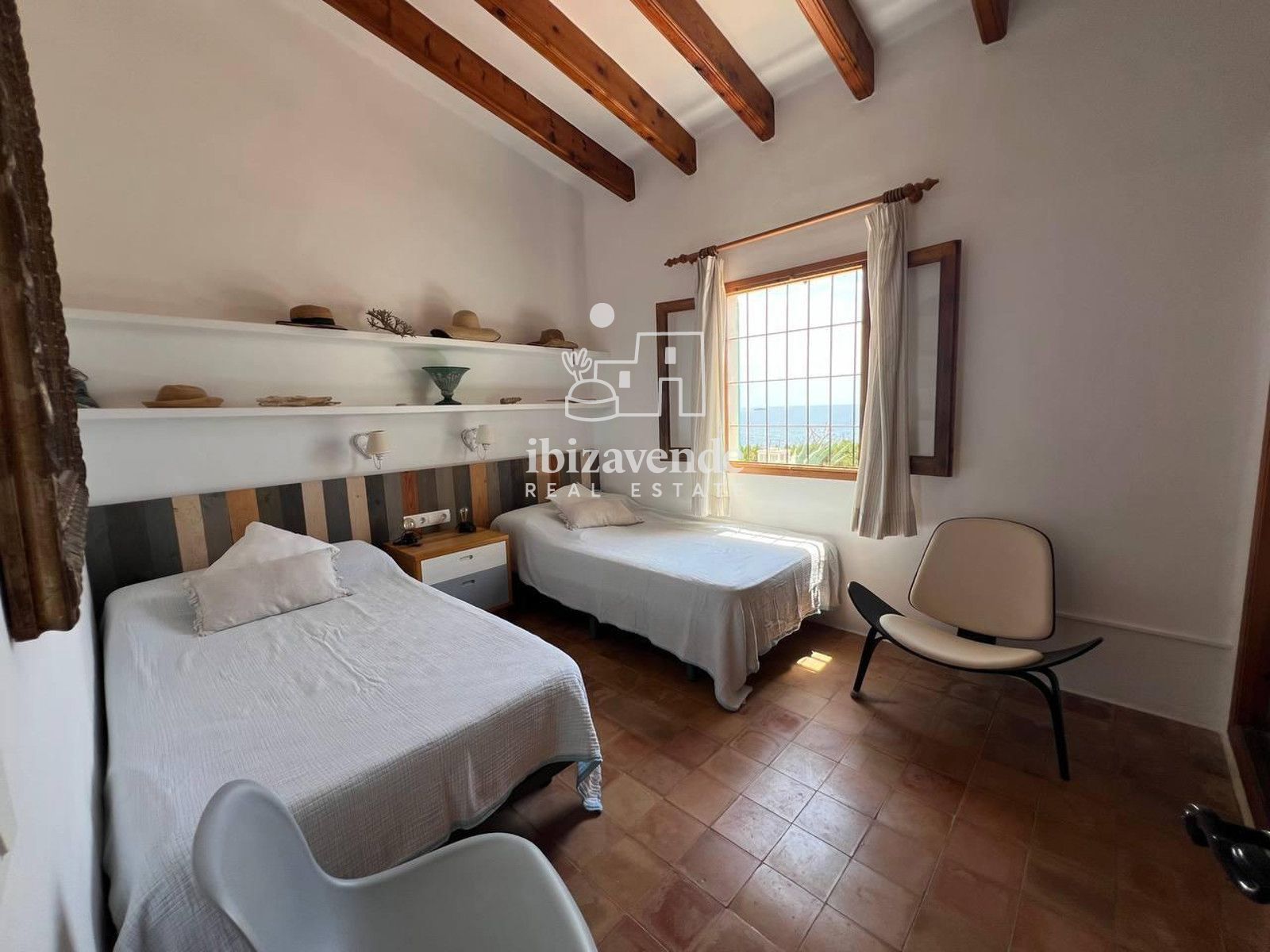 Mobilia Property Image