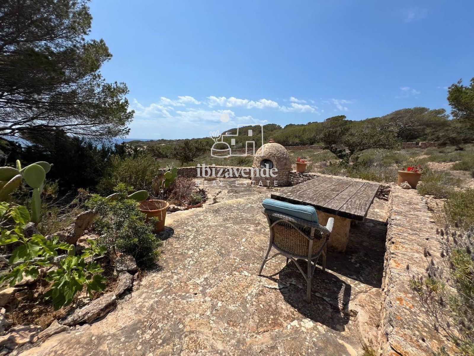 Mobilia Property Image
