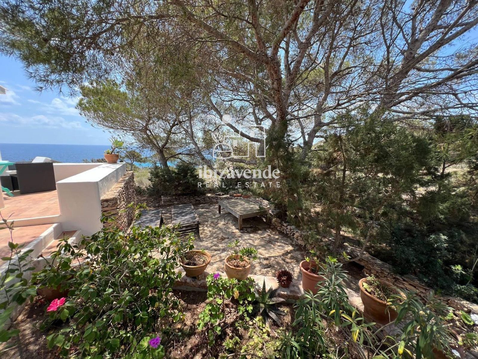 Mobilia Property Image