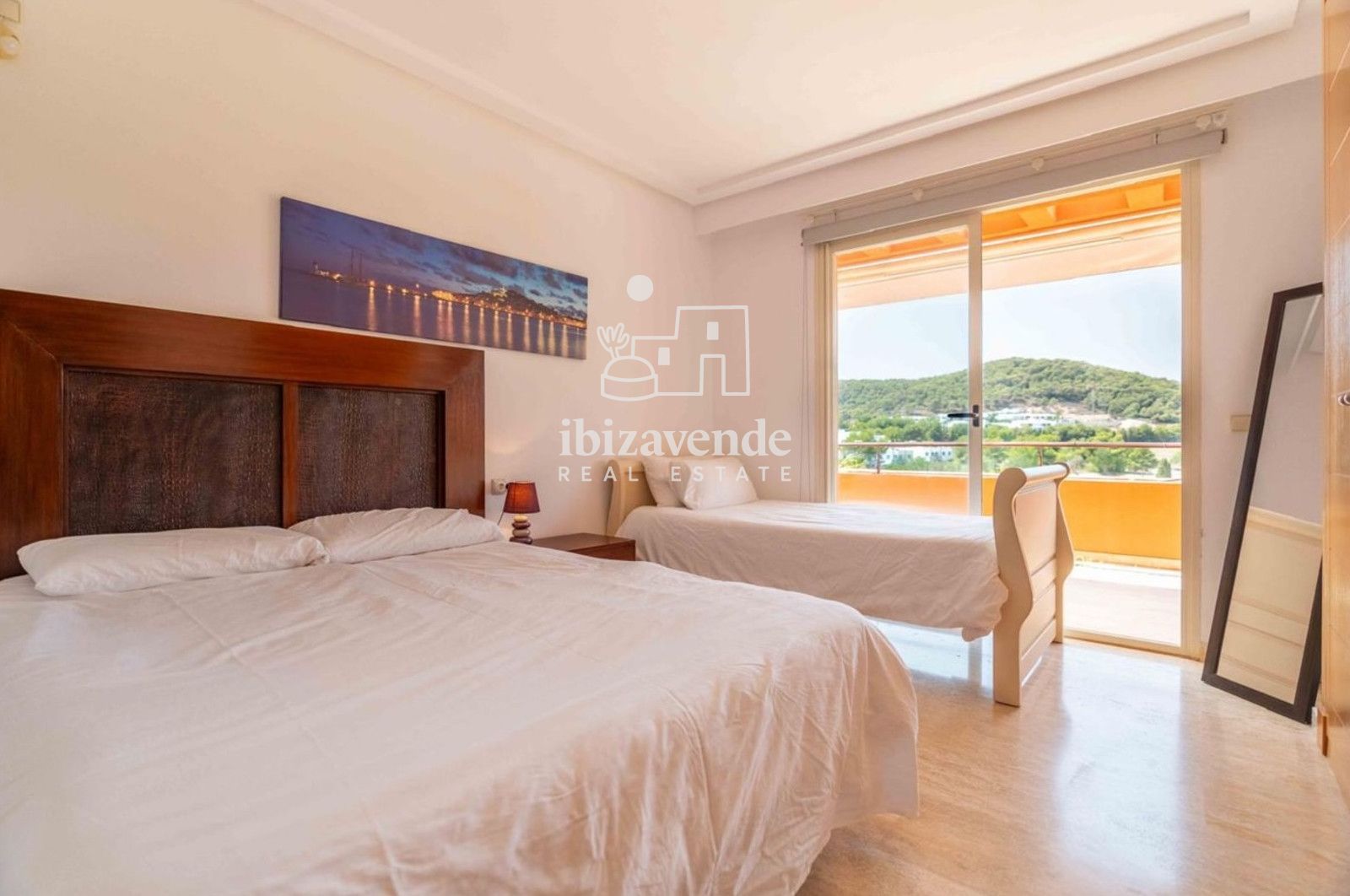 Mobilia Immobilien Bild