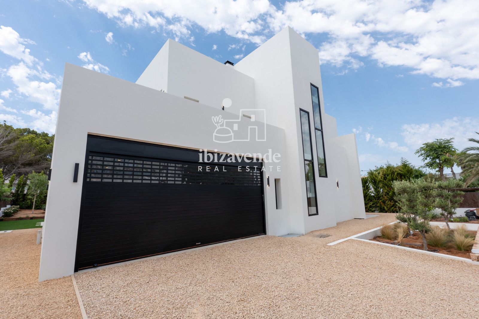 Mobilia Property Image