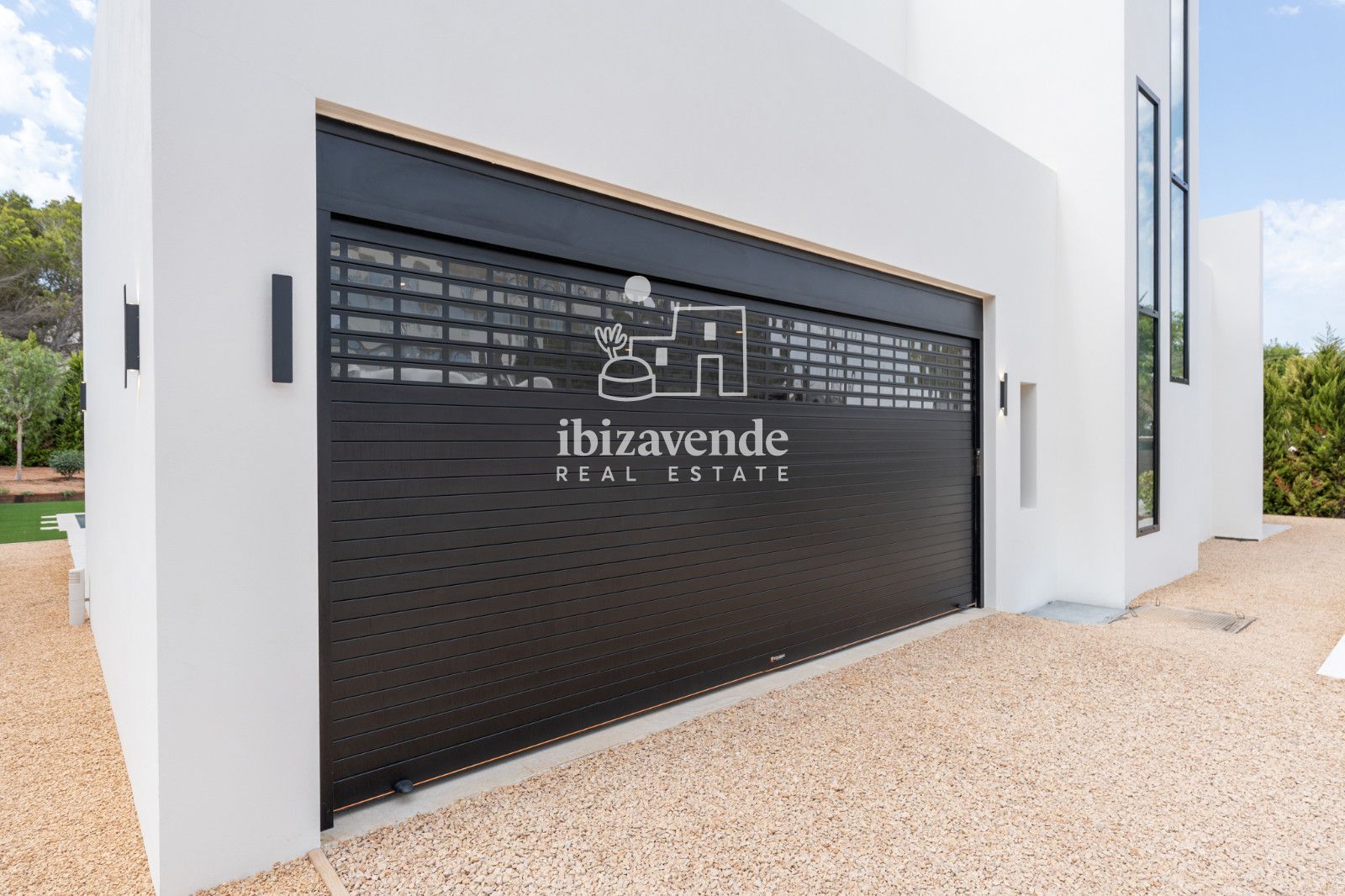 Mobilia Property Image