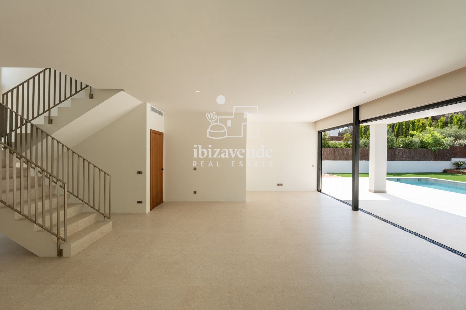 Mobilia Property Image