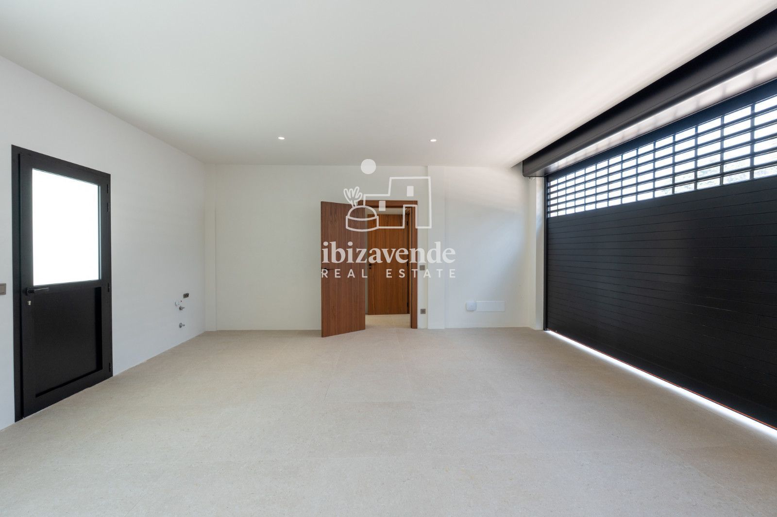 Mobilia Property Image