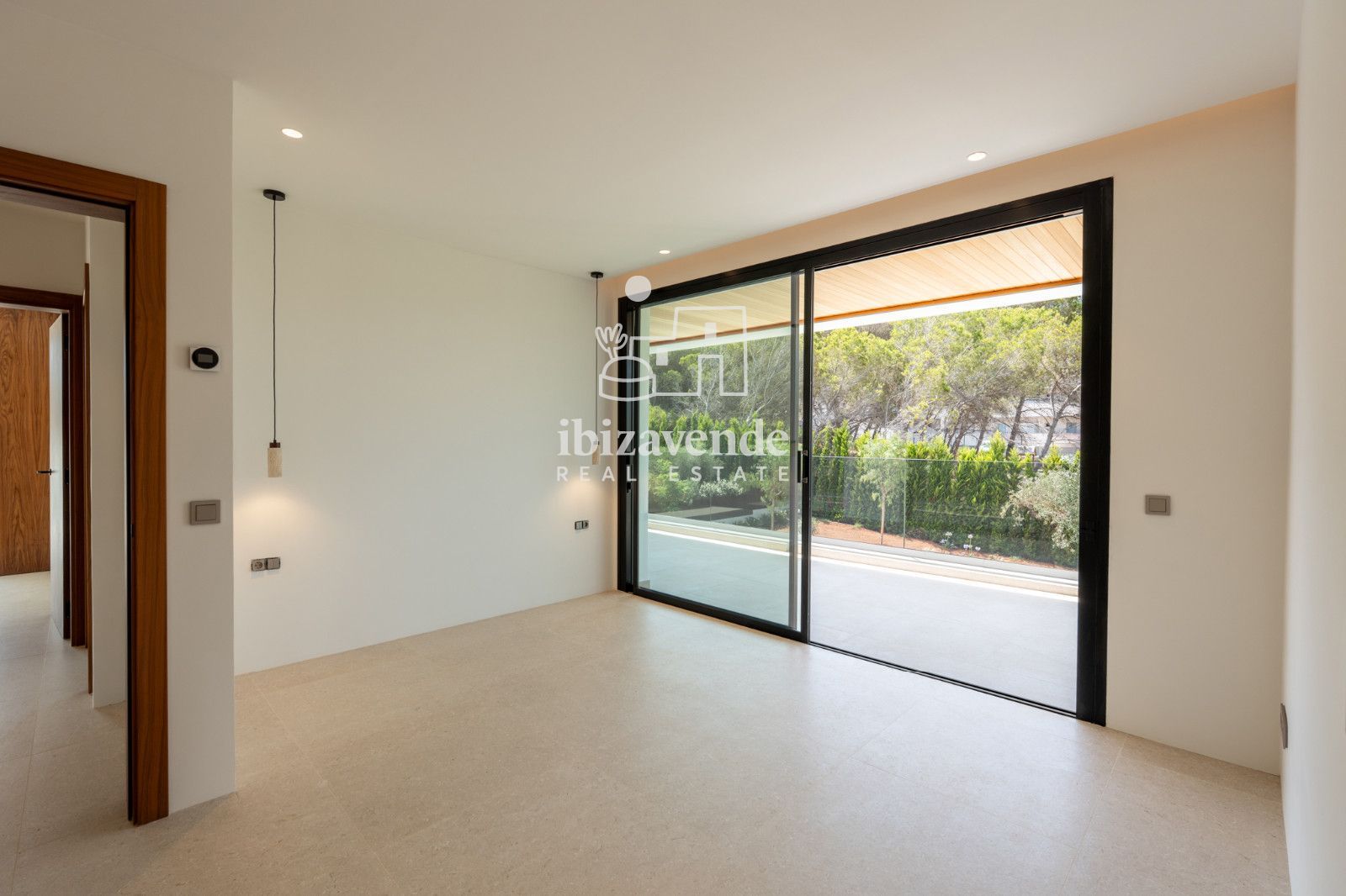 Mobilia Property Image