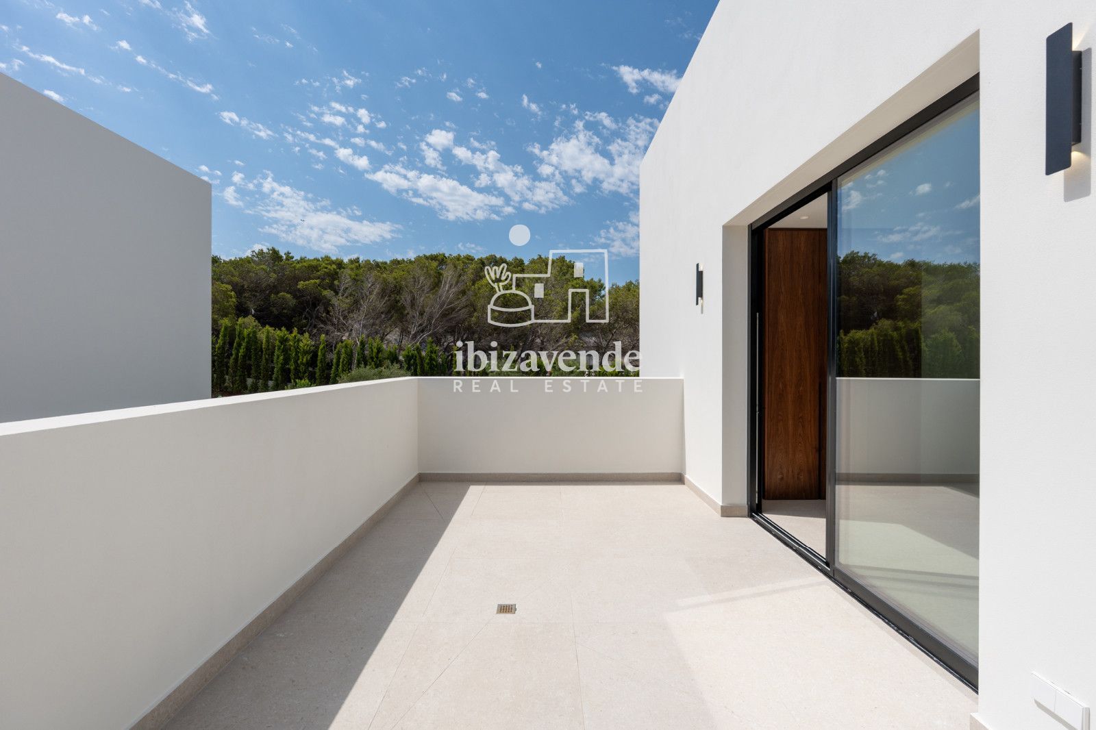 Mobilia Property Image