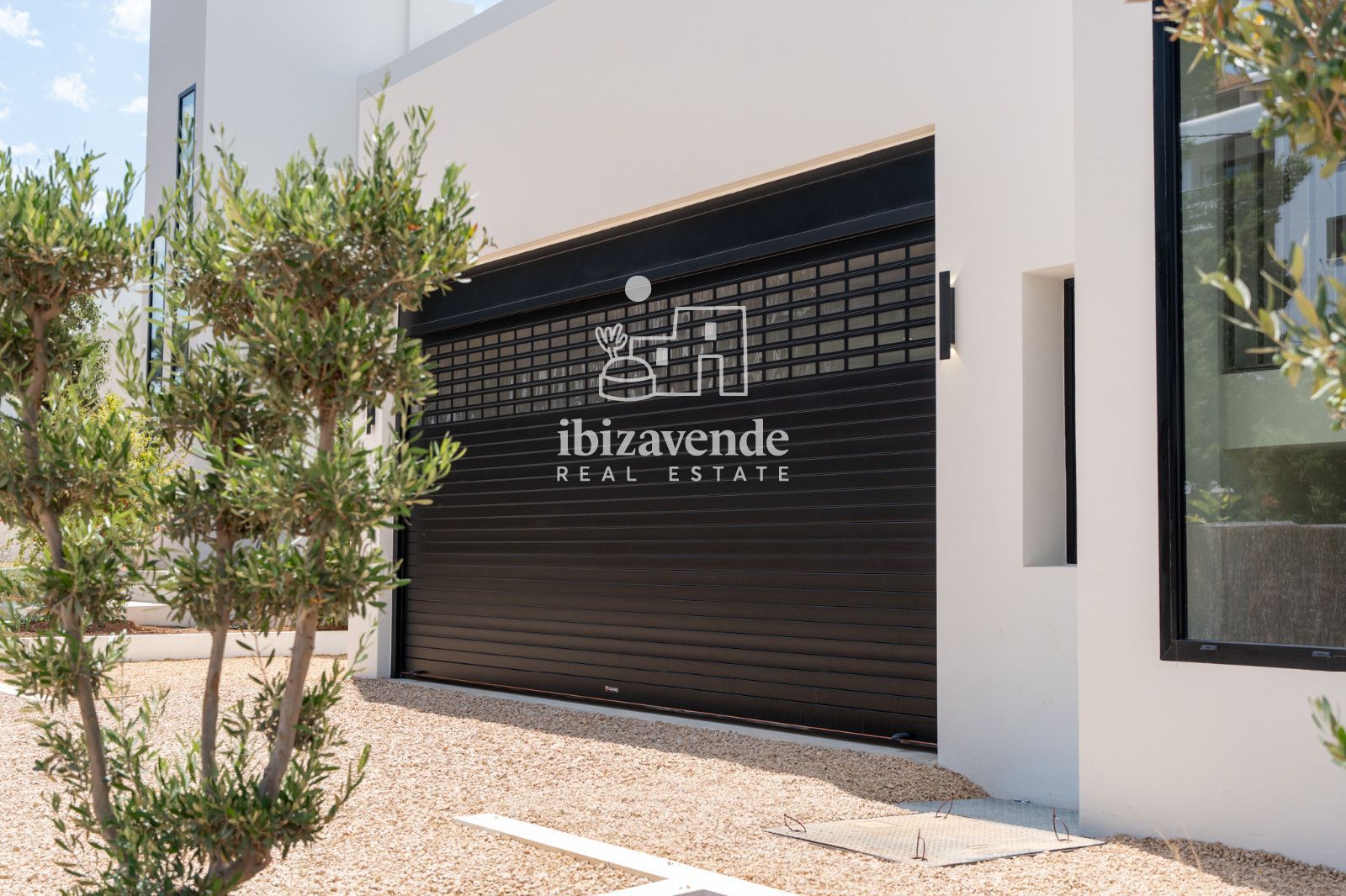 Mobilia Property Image