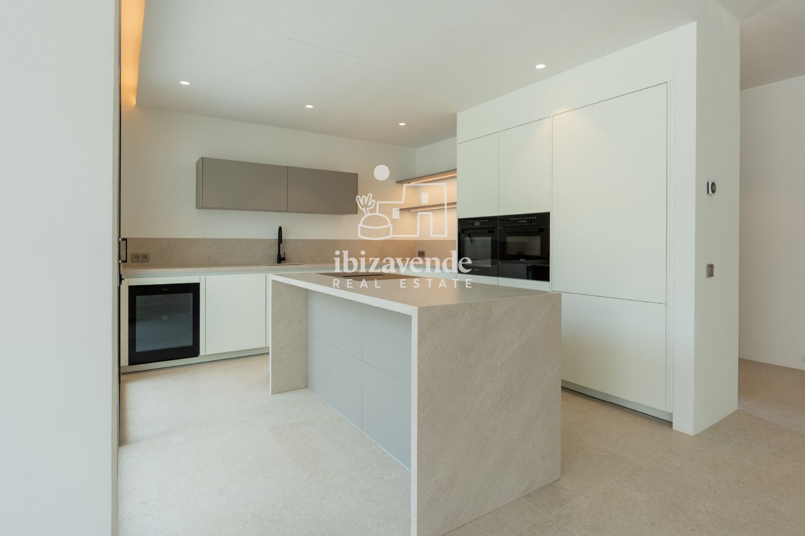 Mobilia Property Image