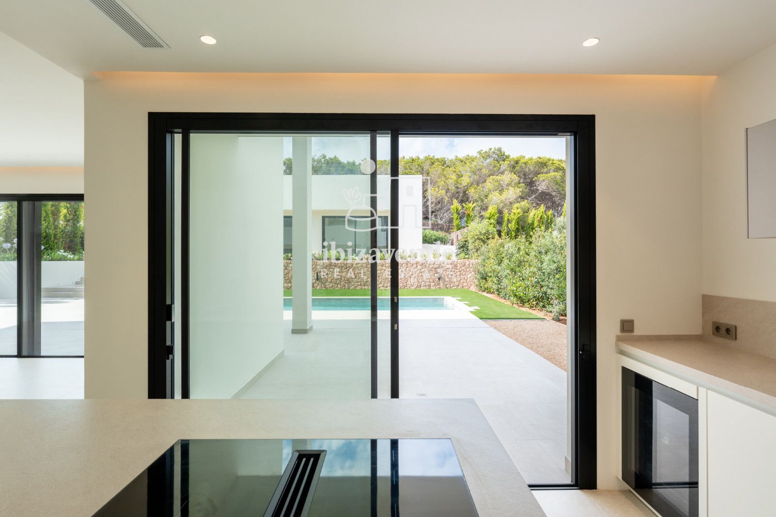 Mobilia Property Image