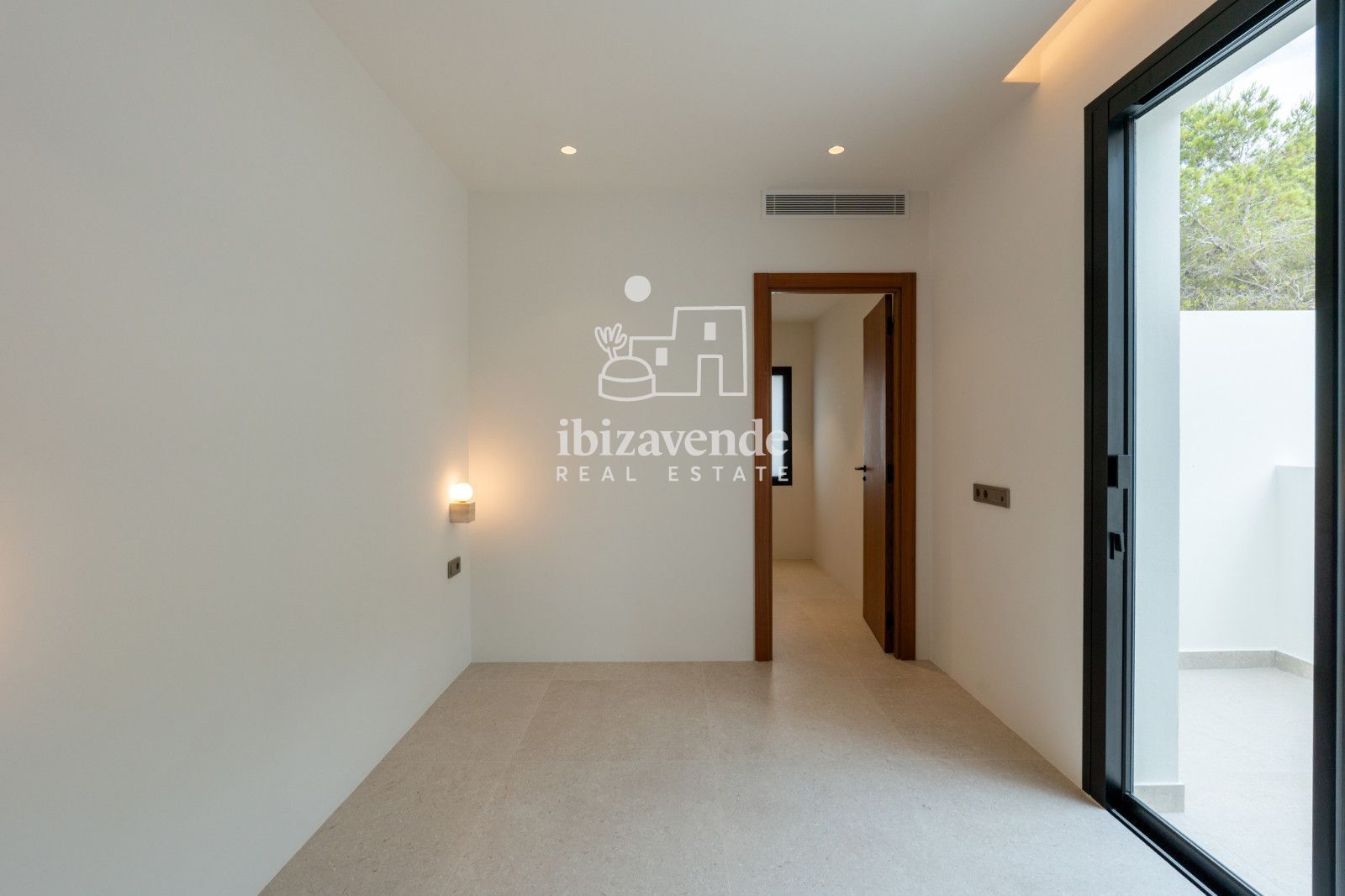 Mobilia Property Image