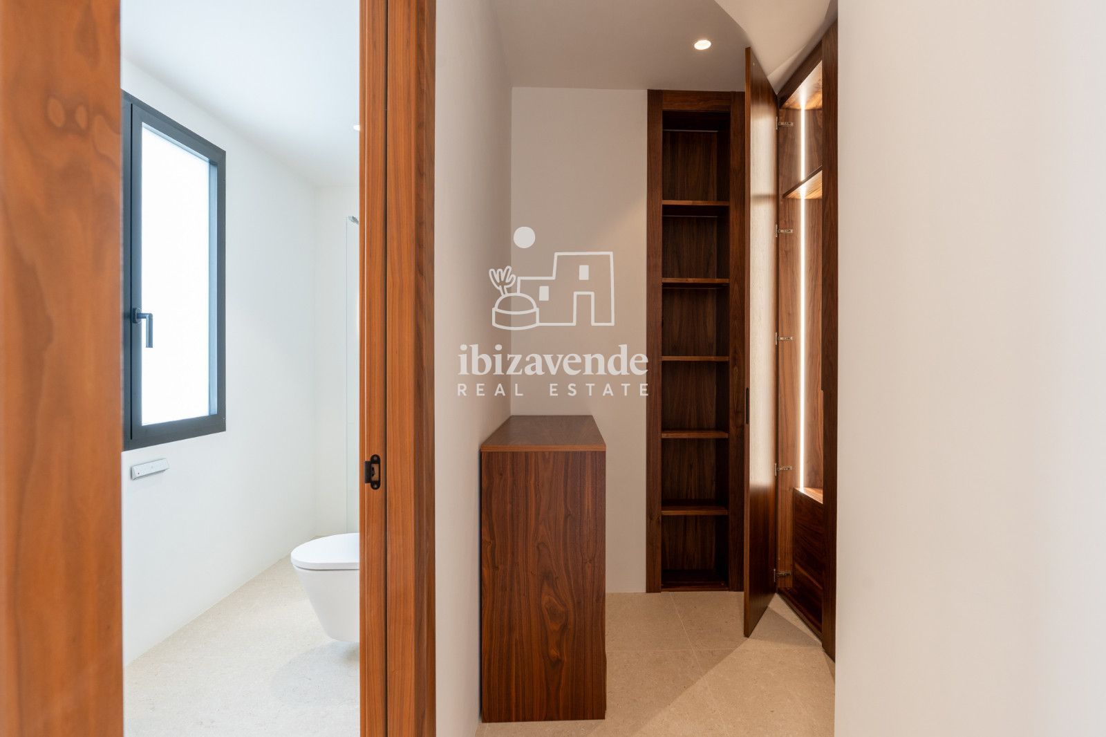 Mobilia Property Image
