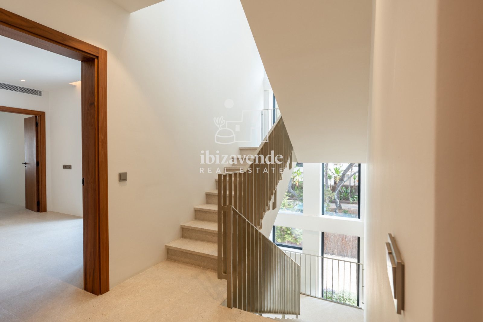 Mobilia Property Image
