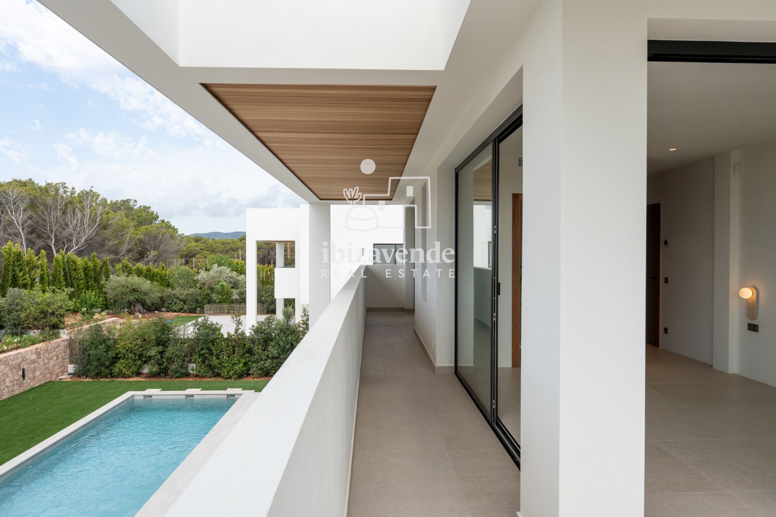 Mobilia Property Image