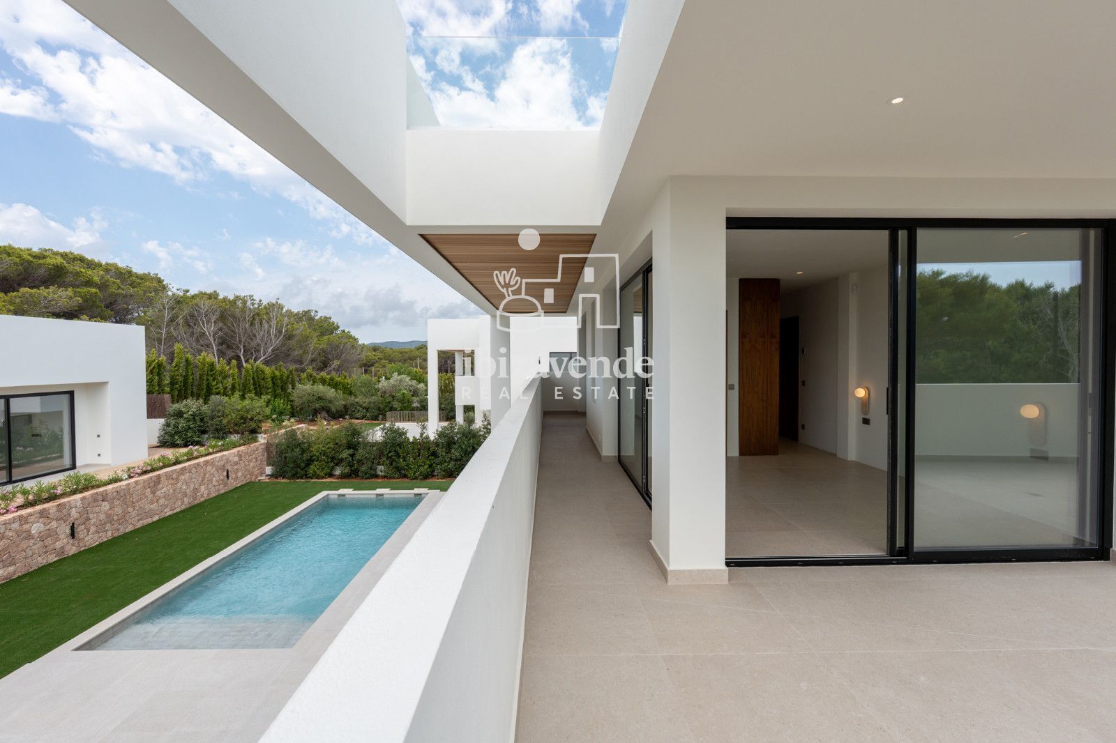Mobilia Property Image