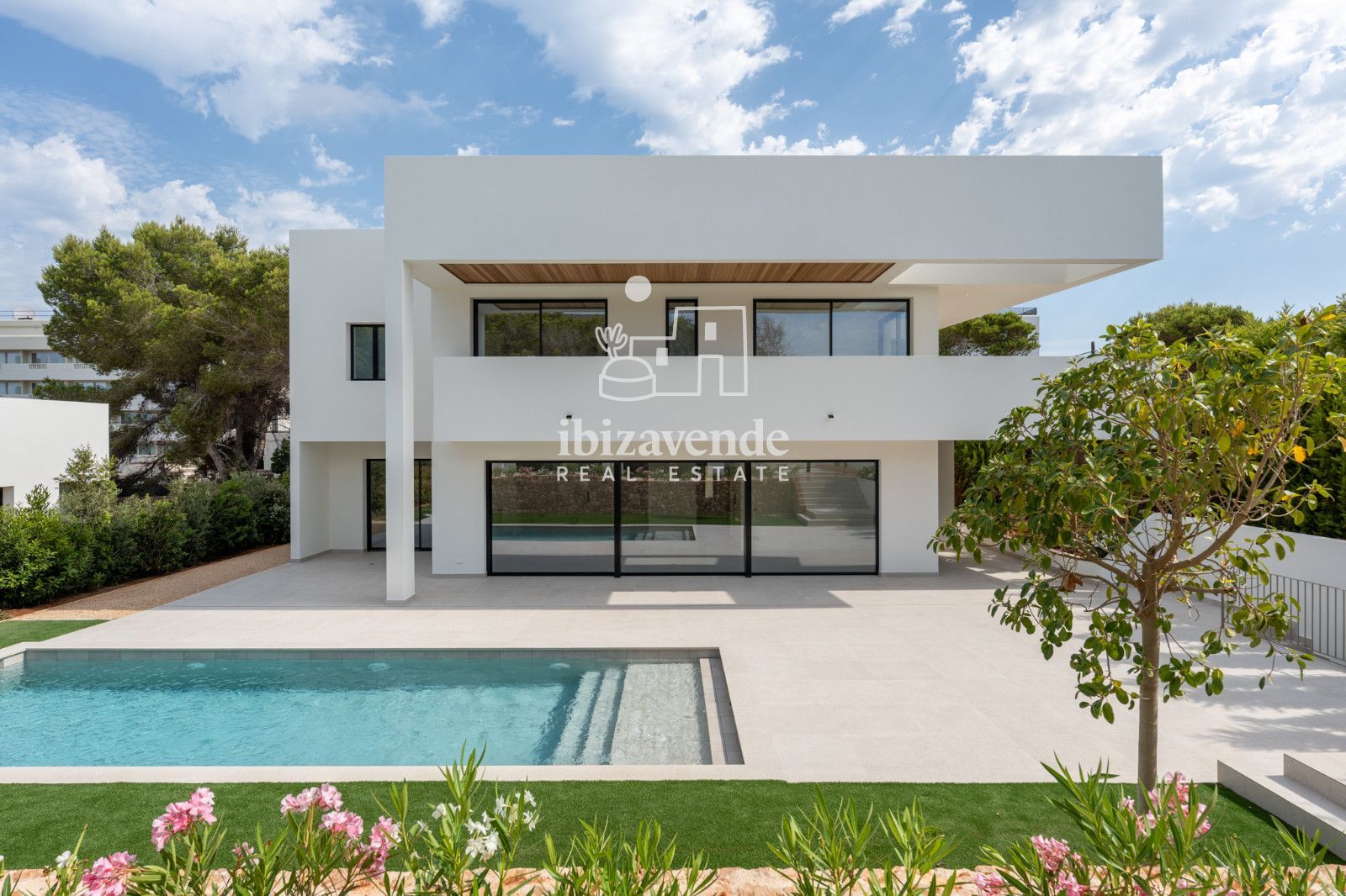 Mobilia Property Image