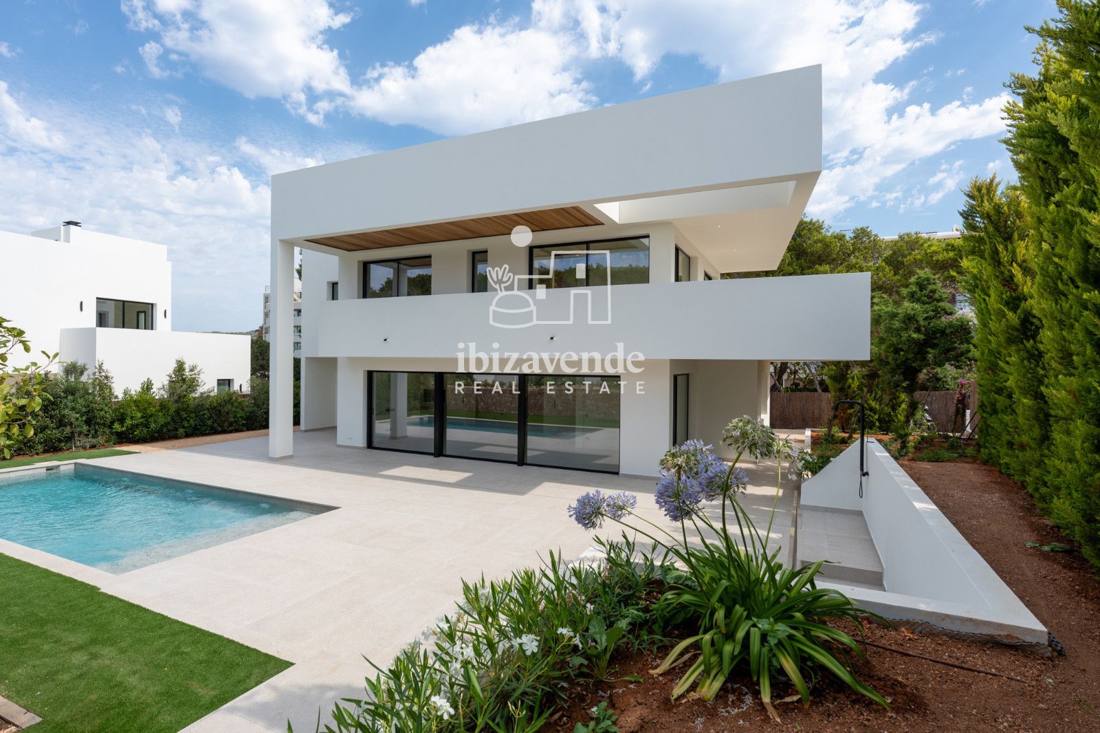 Mobilia Property Image