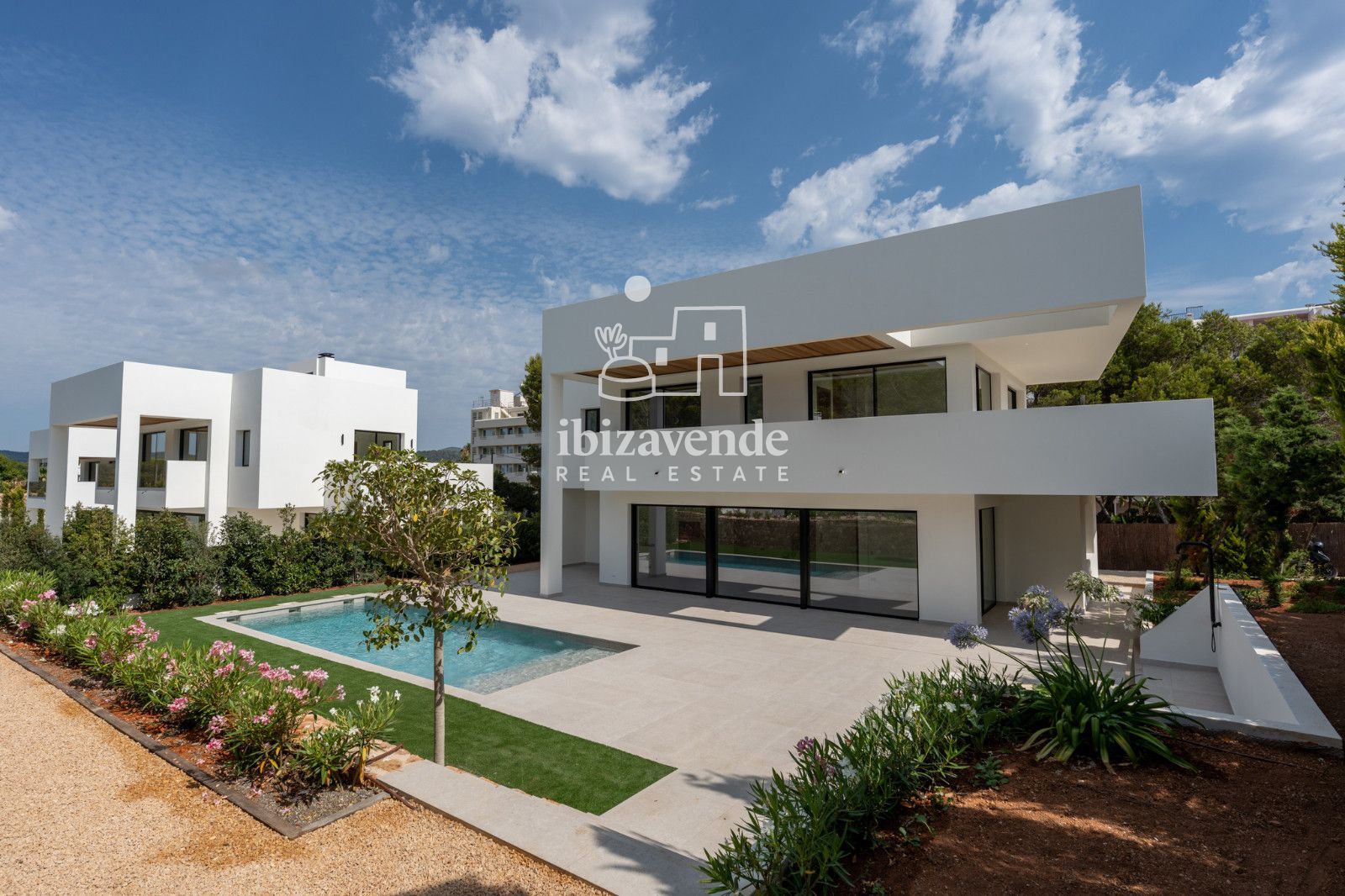 Mobilia Property Image