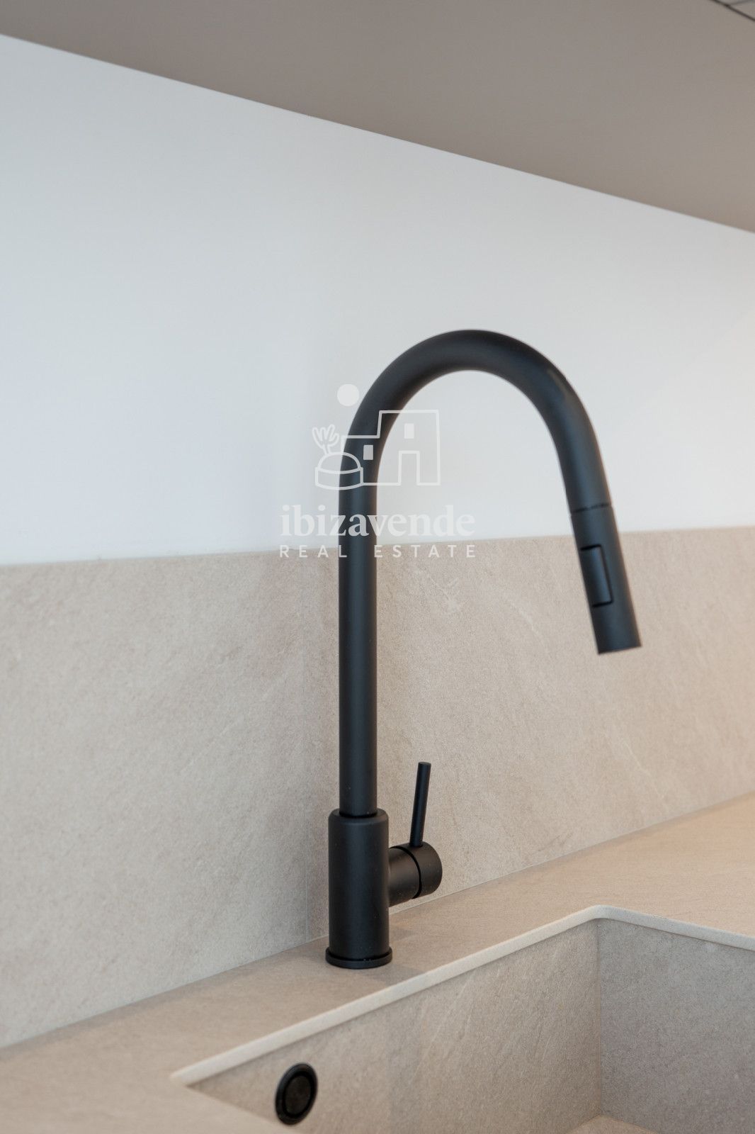 Mobilia Property Image