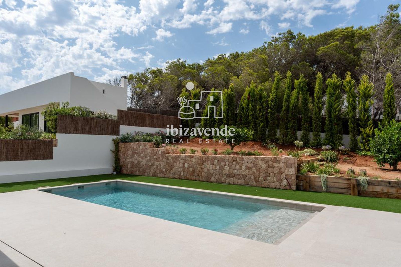 Mobilia Property Image