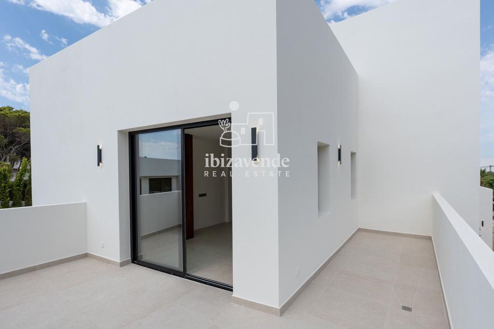 Mobilia Property Image