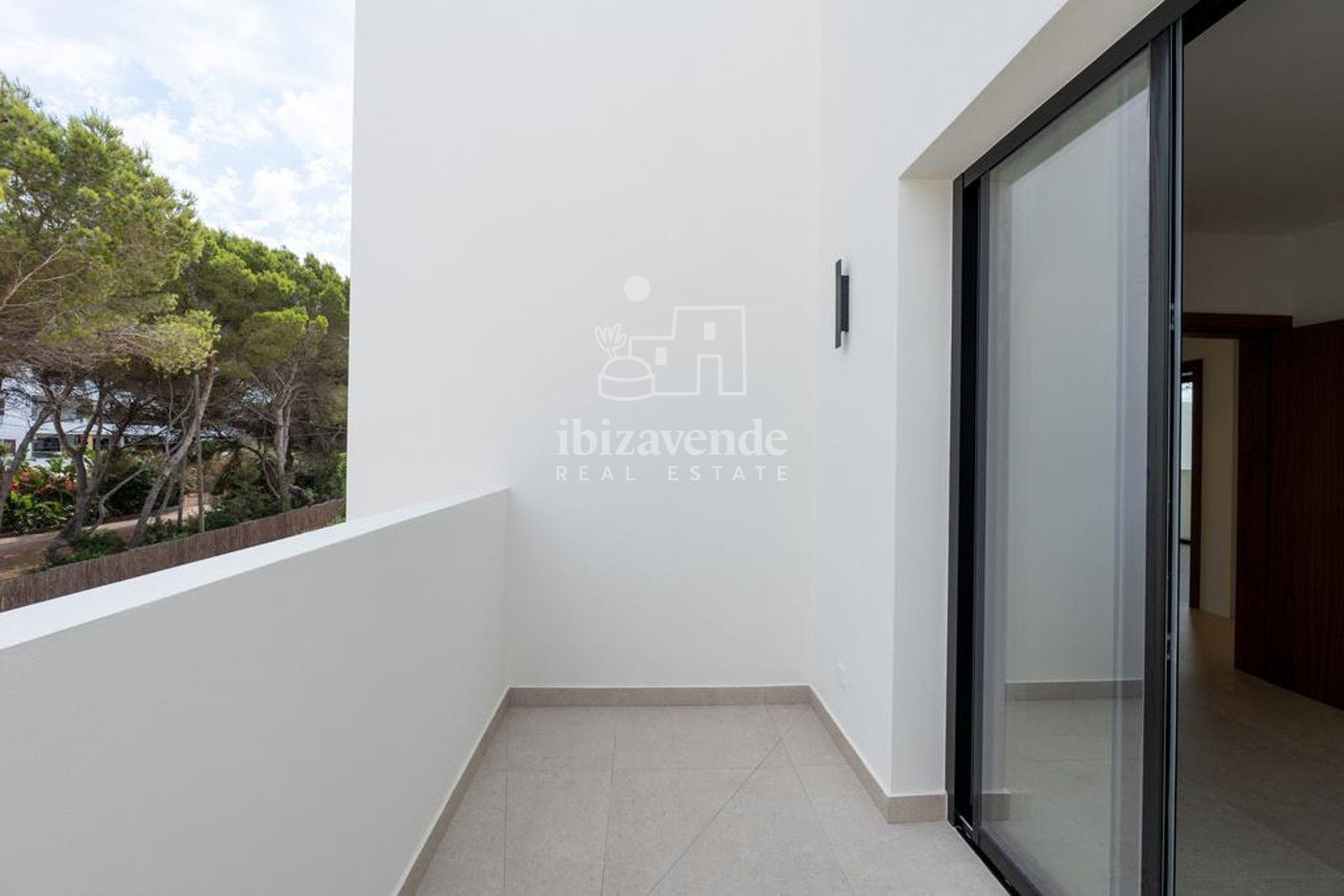 Mobilia Property Image