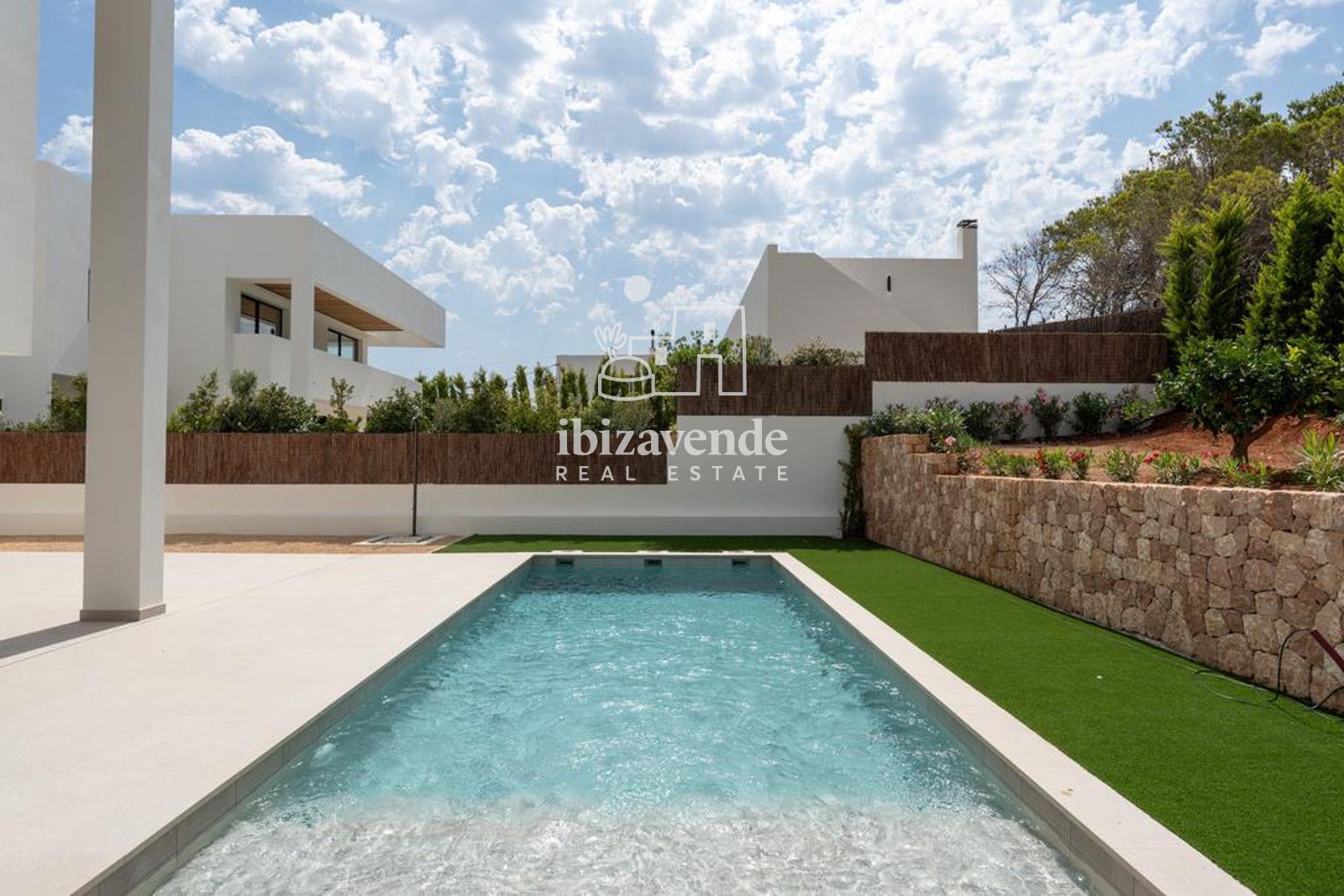 Mobilia Property Image