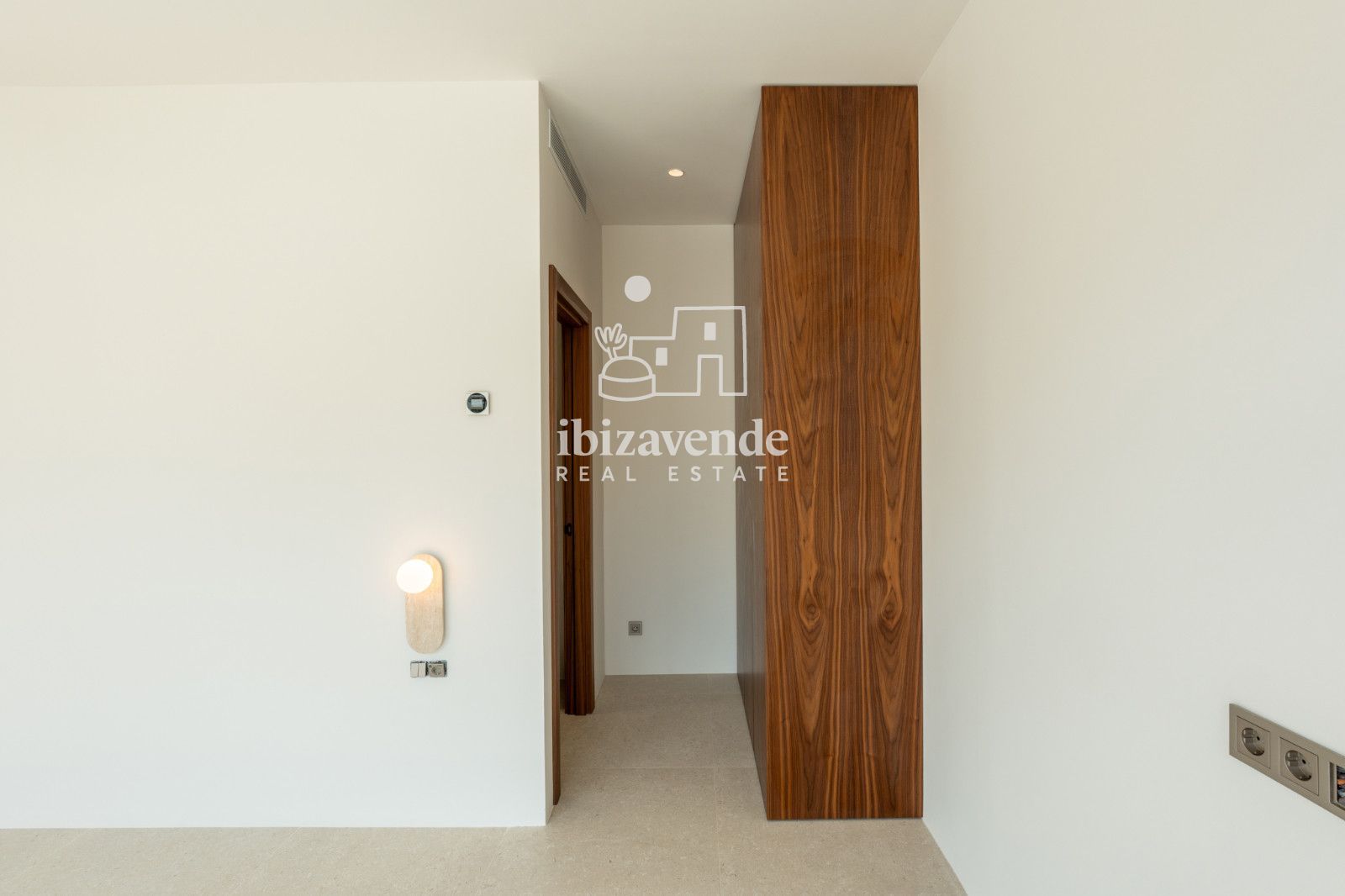 Mobilia Property Image