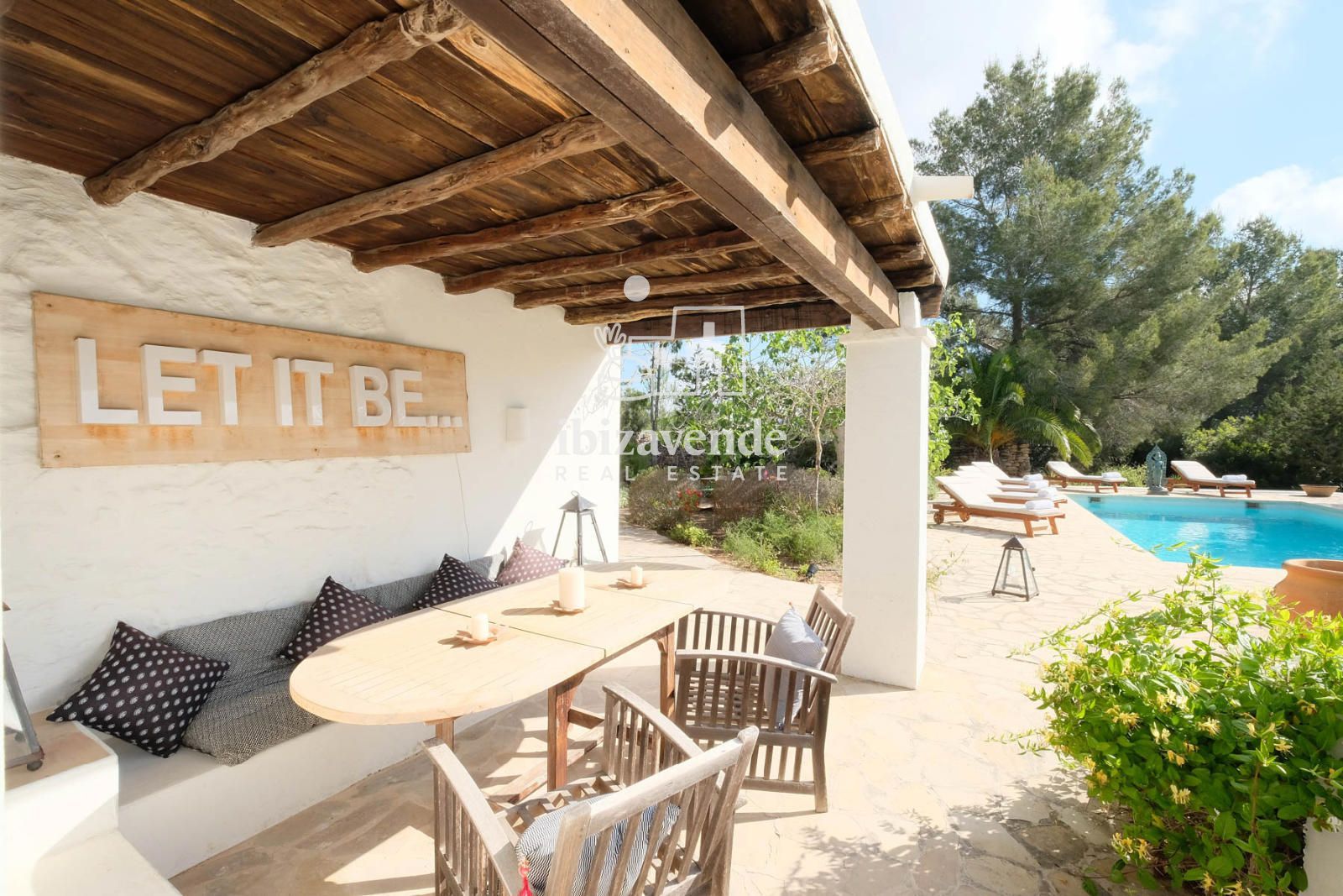 Mobilia Inmueble Image
