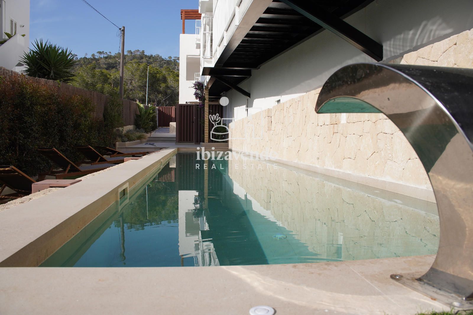 Mobilia Property Image