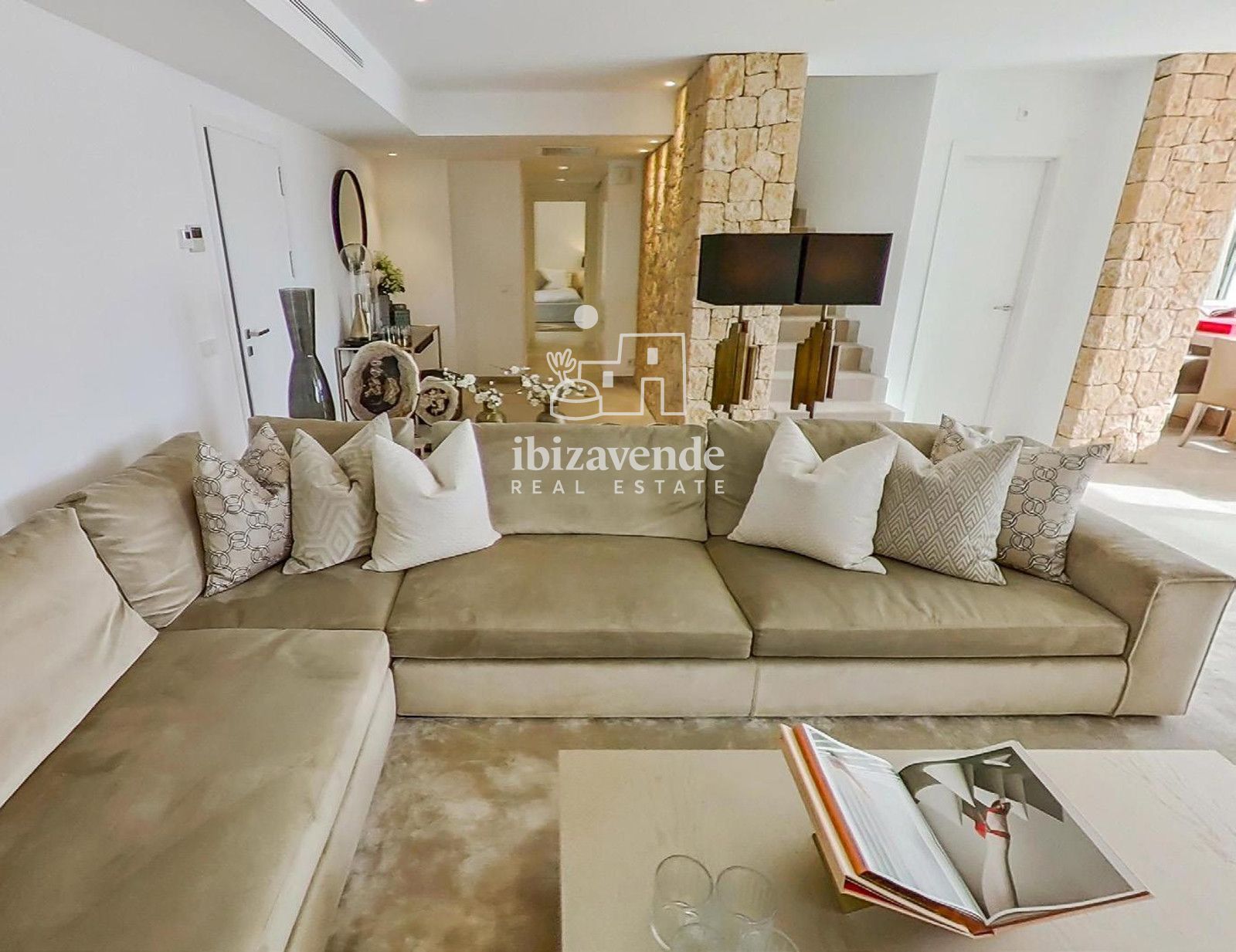 Mobilia Property Image