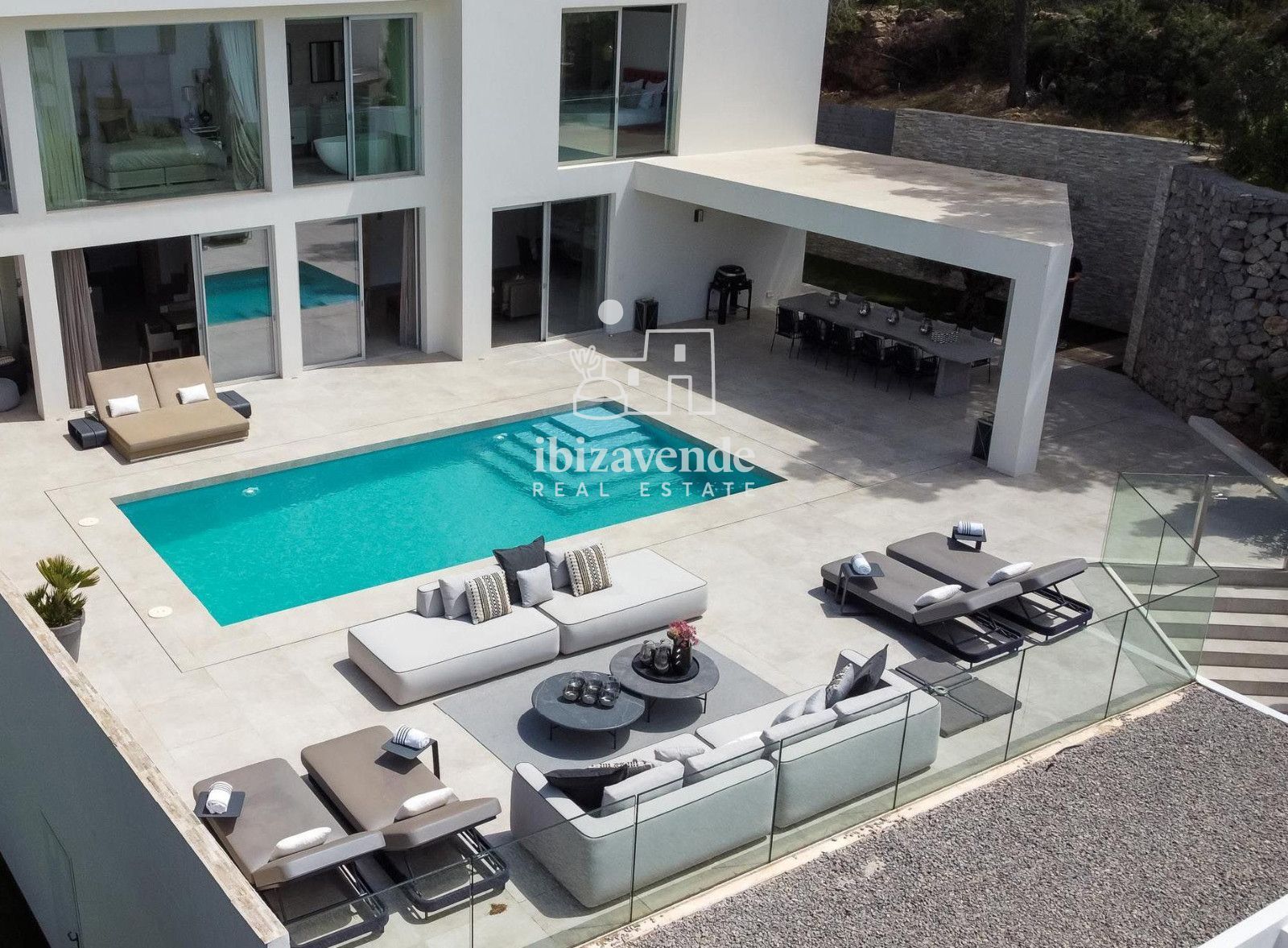 Mobilia Property Image