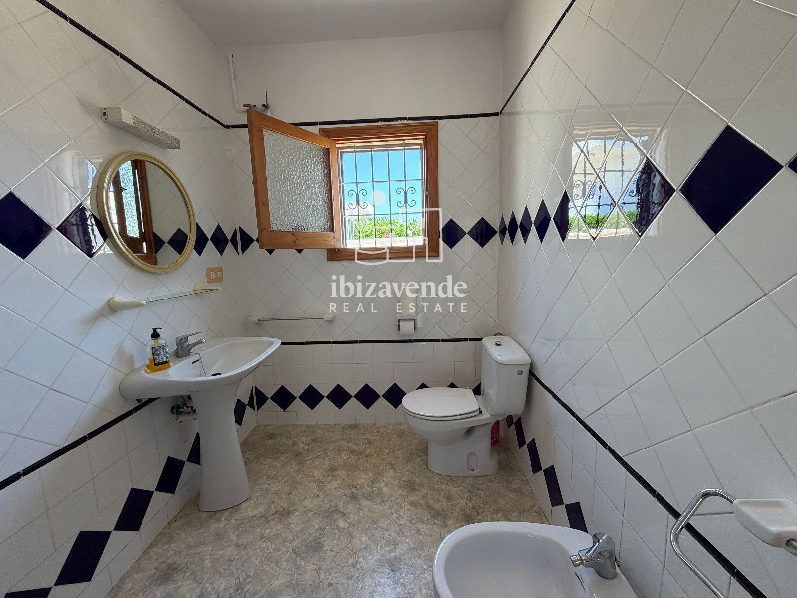 Mobilia Inmueble Image