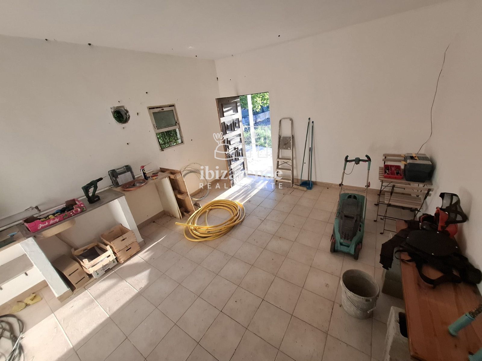 Mobilia Property Image