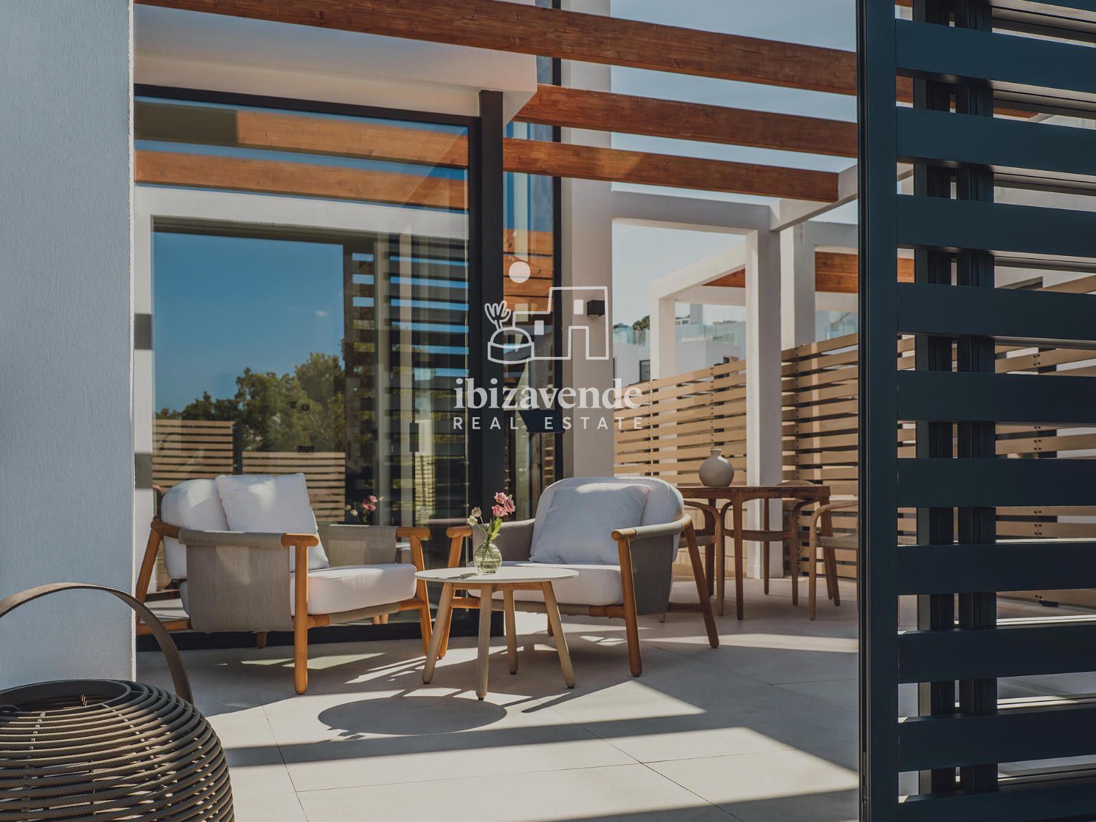 Mobilia Property Image