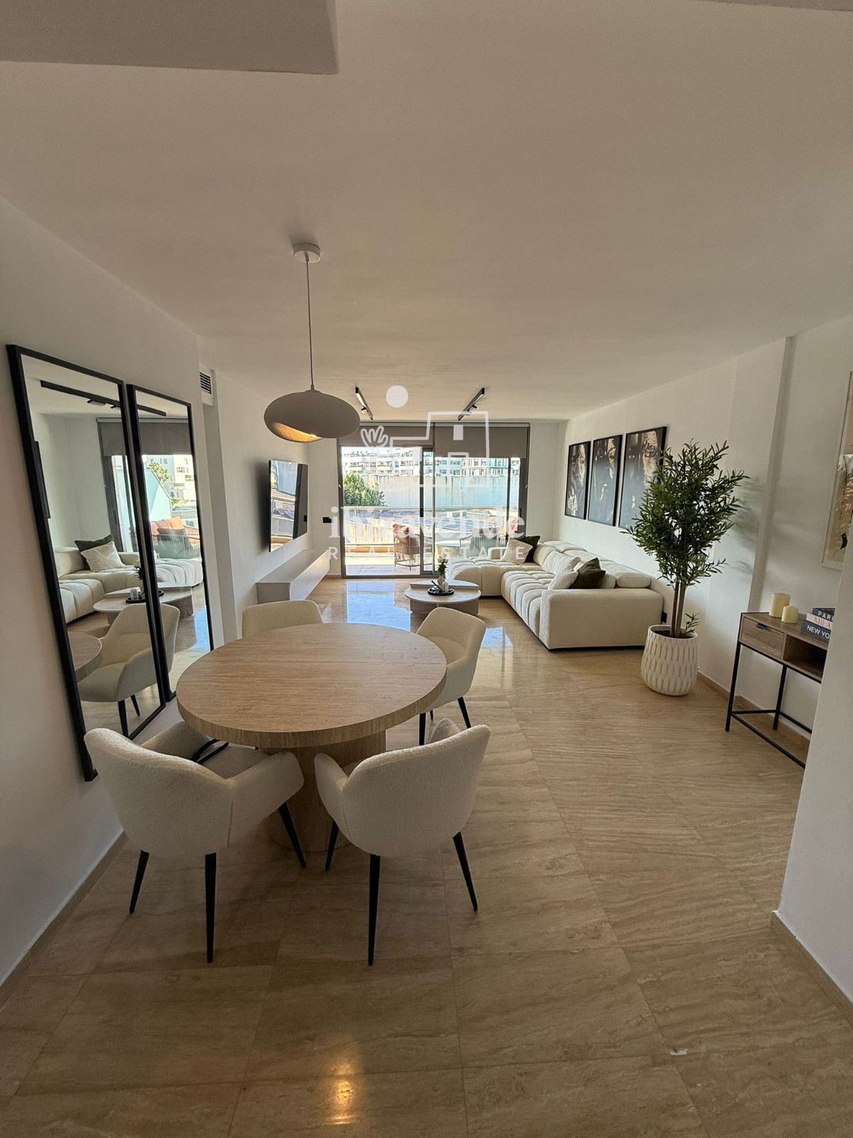Mobilia Inmueble Image