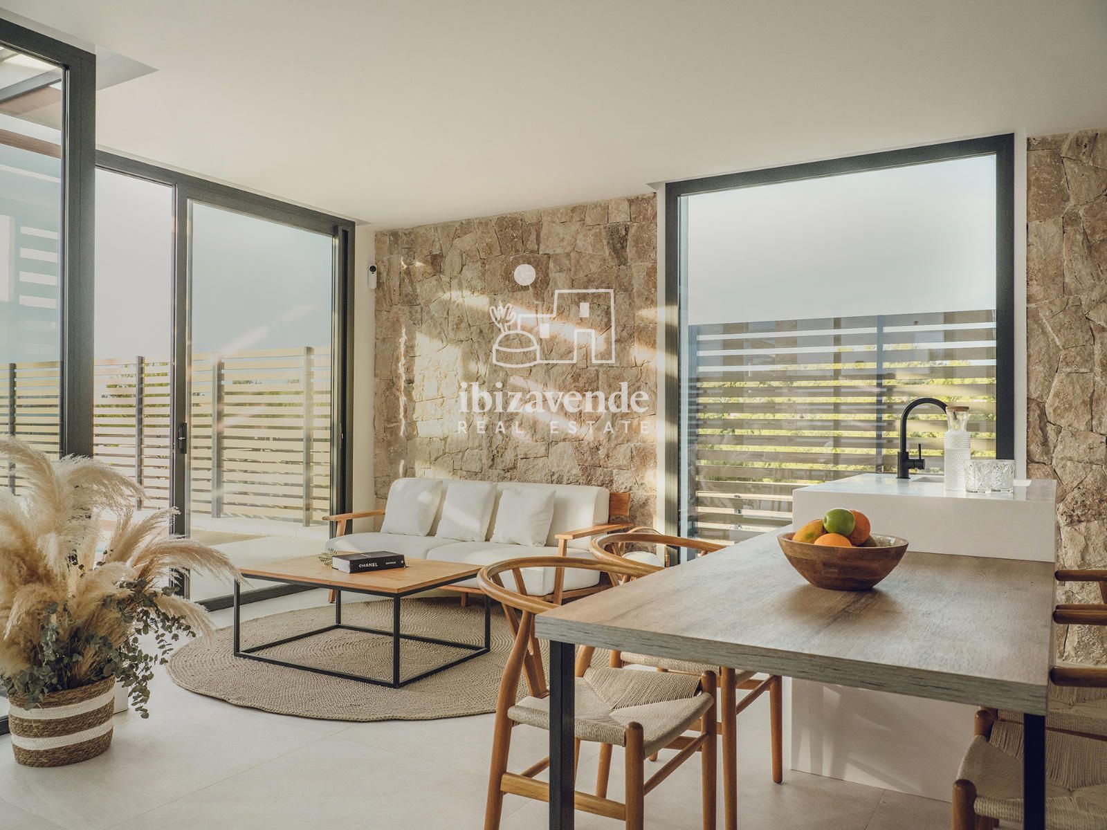 Mobilia Property Image